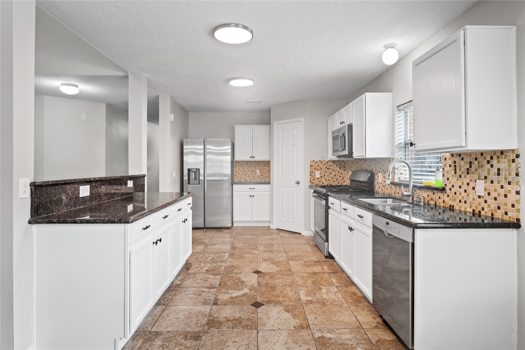 17414 Turquoise Stream Drive Property Photo 8