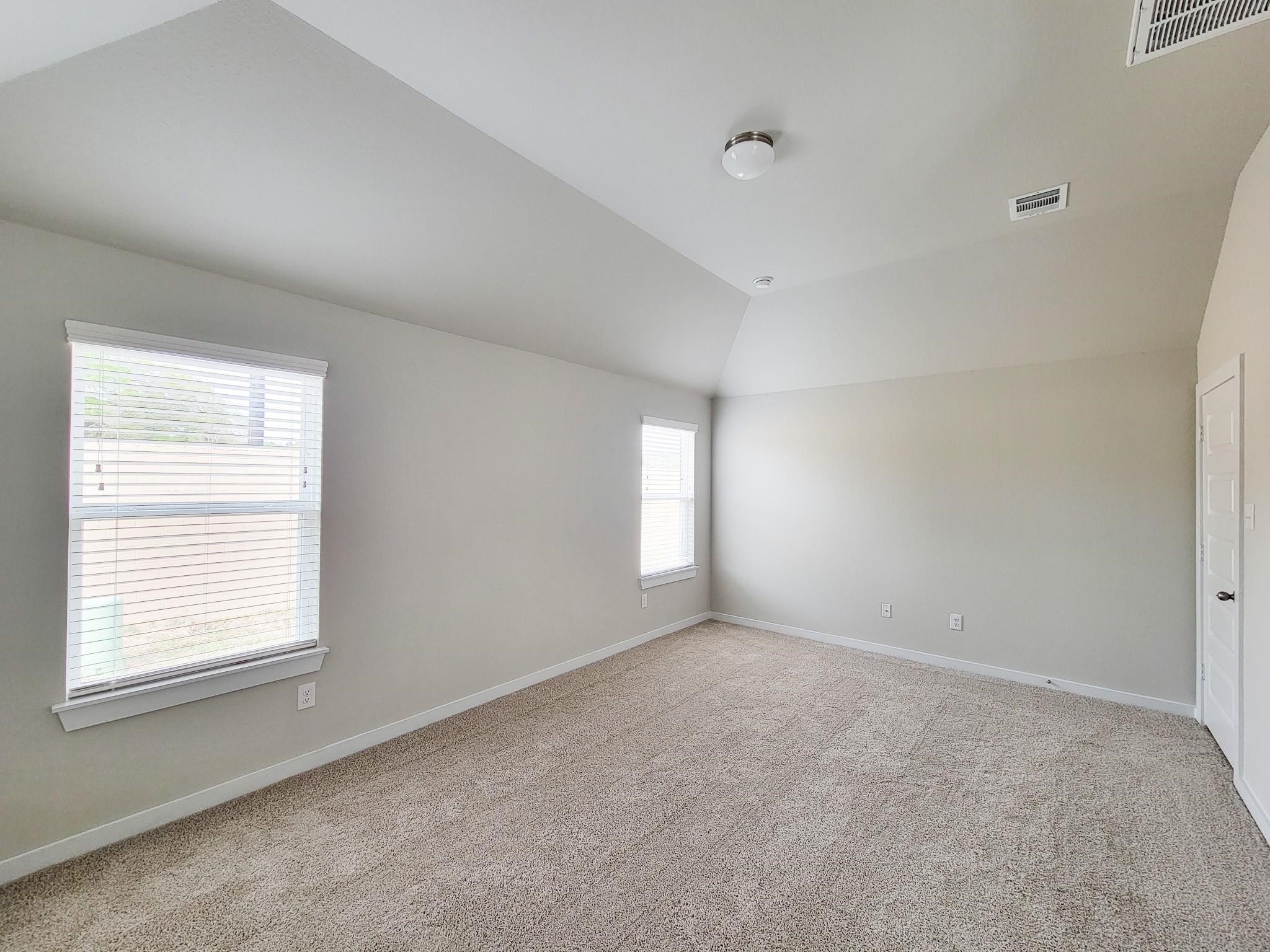 902 Cold Snow Drive Property Photo 32