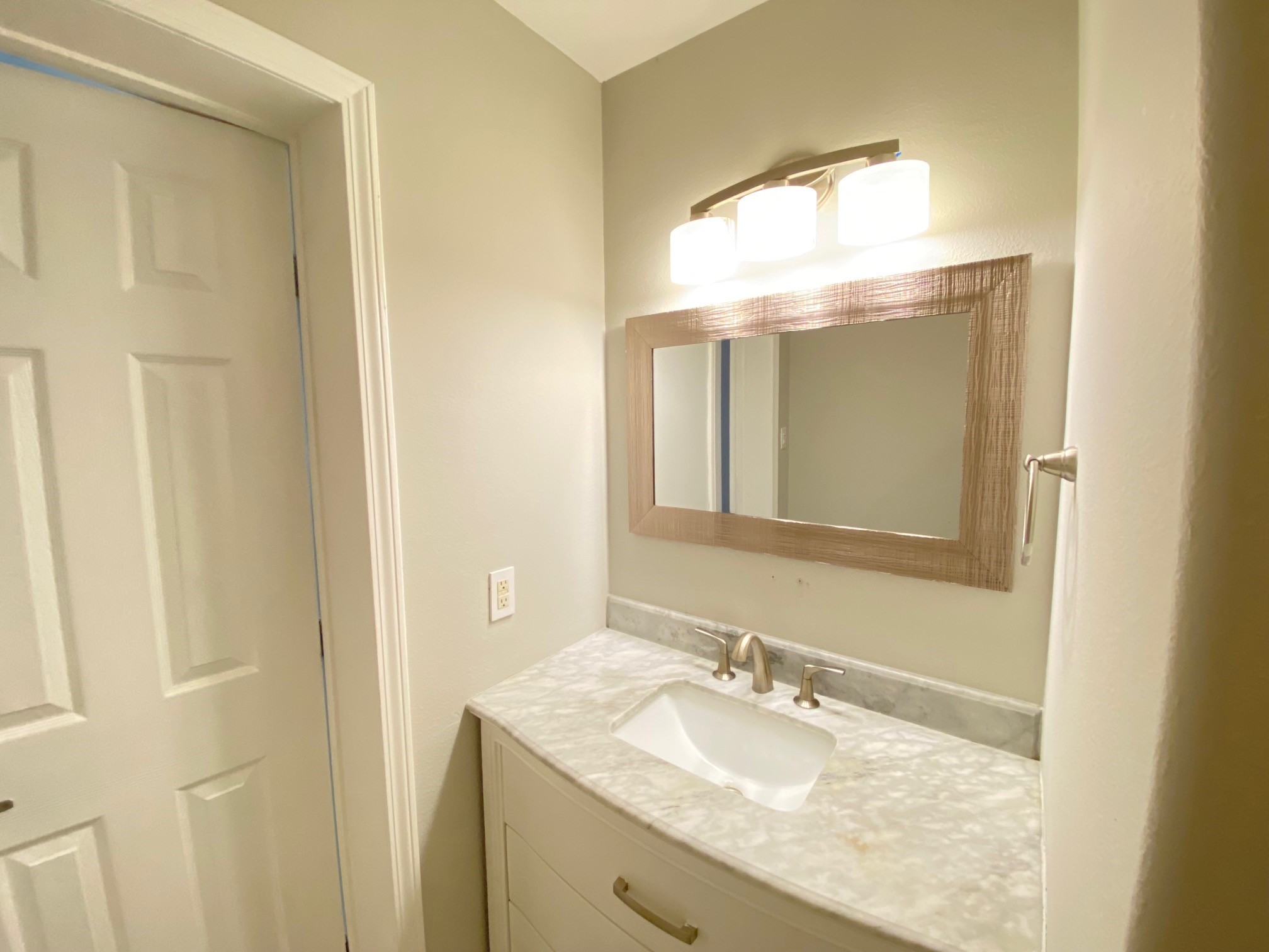 12843 Briarwest Circle Property Photo 23