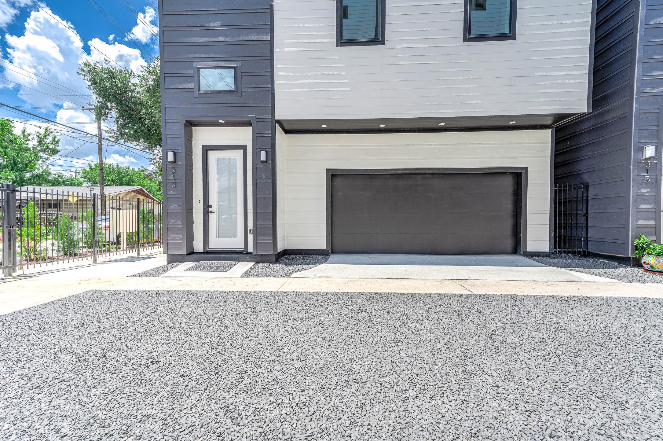 313 N Nagle Street Property Photo 4