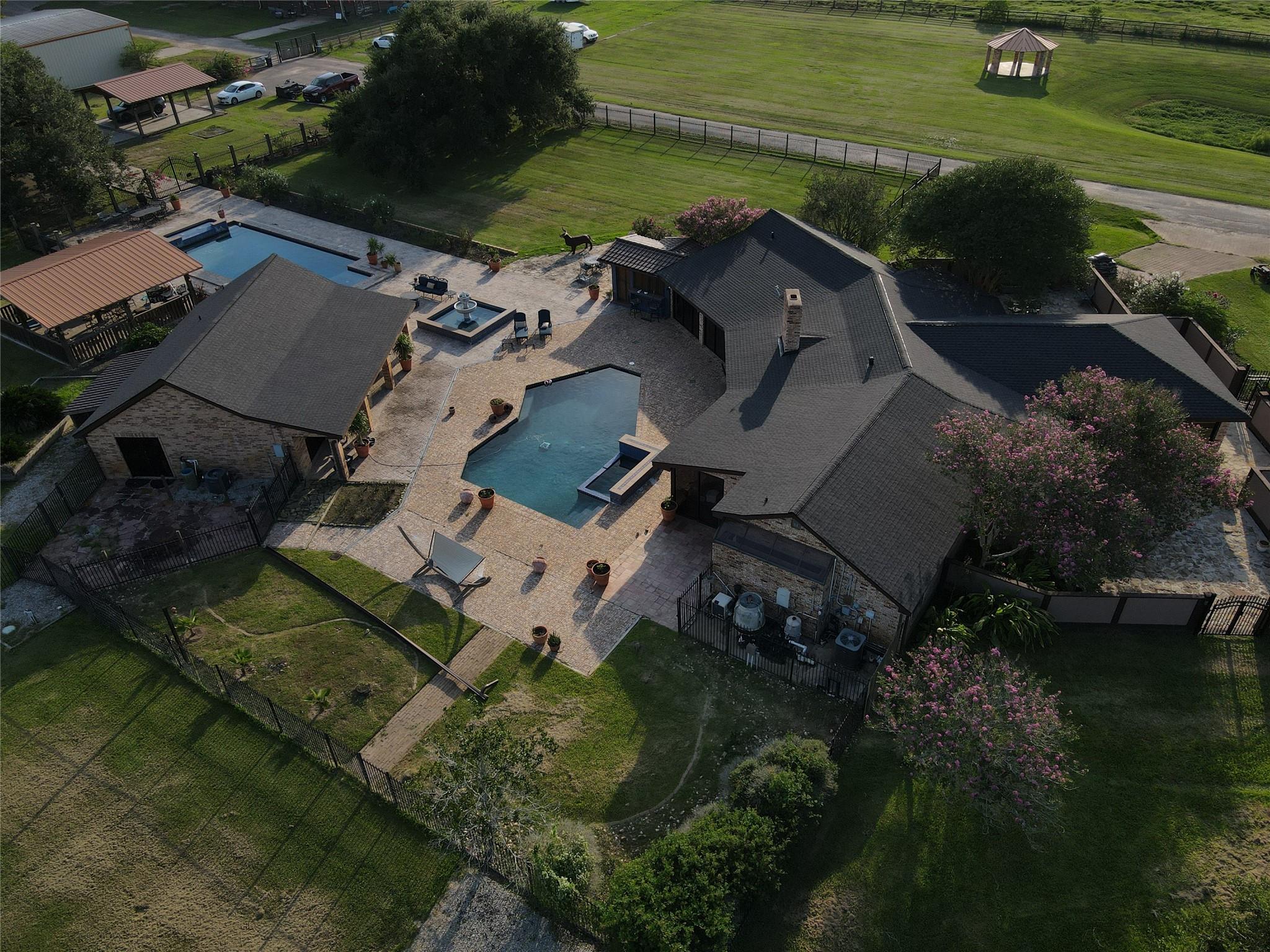 1226 County Road 45, Angleton Tx 77515 Property Photo 1