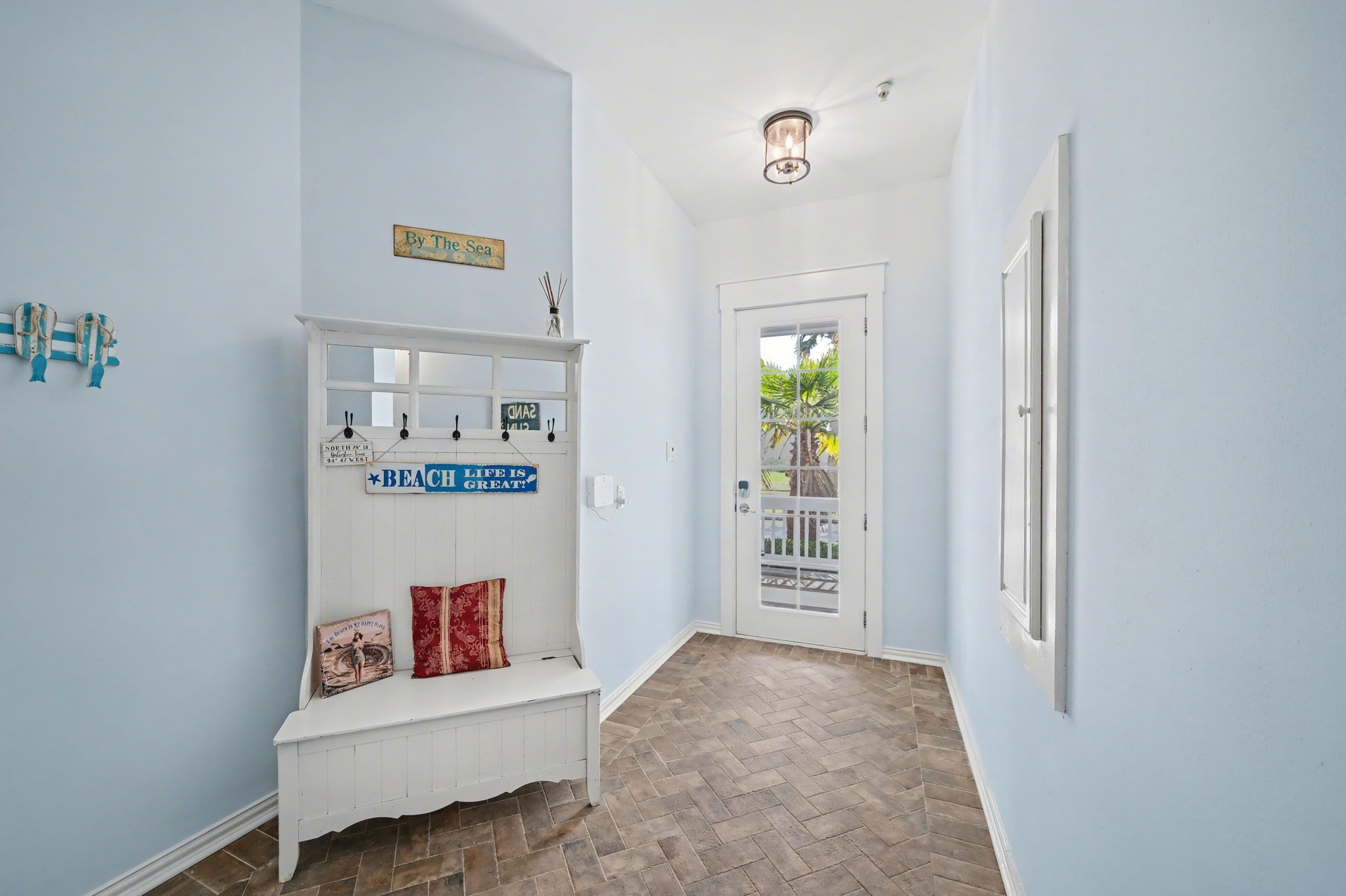 1830 Seaside Drive Property Photo 8