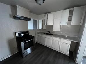 5401 Doolittle Boulevard Property Photo 1