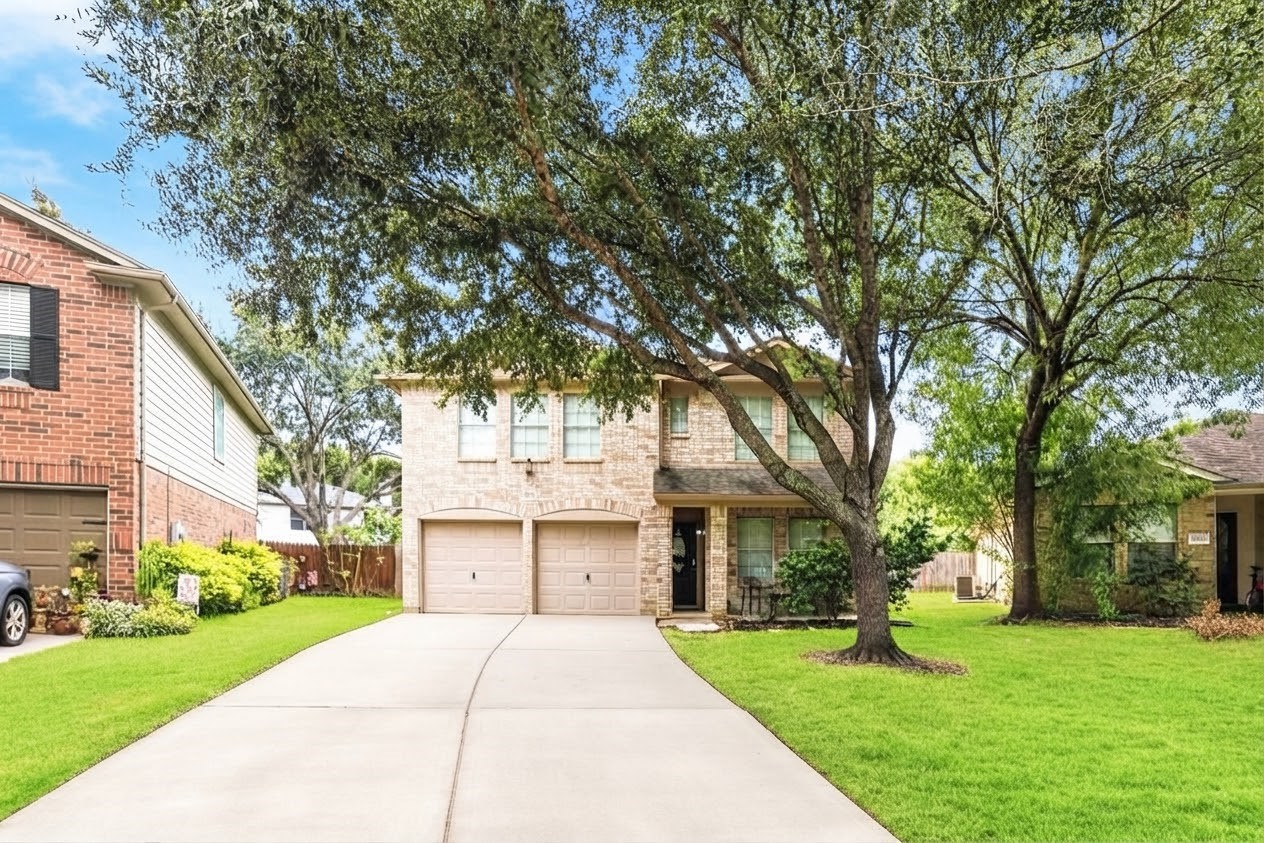 19711 Canyon Gate Court Property Photo 4