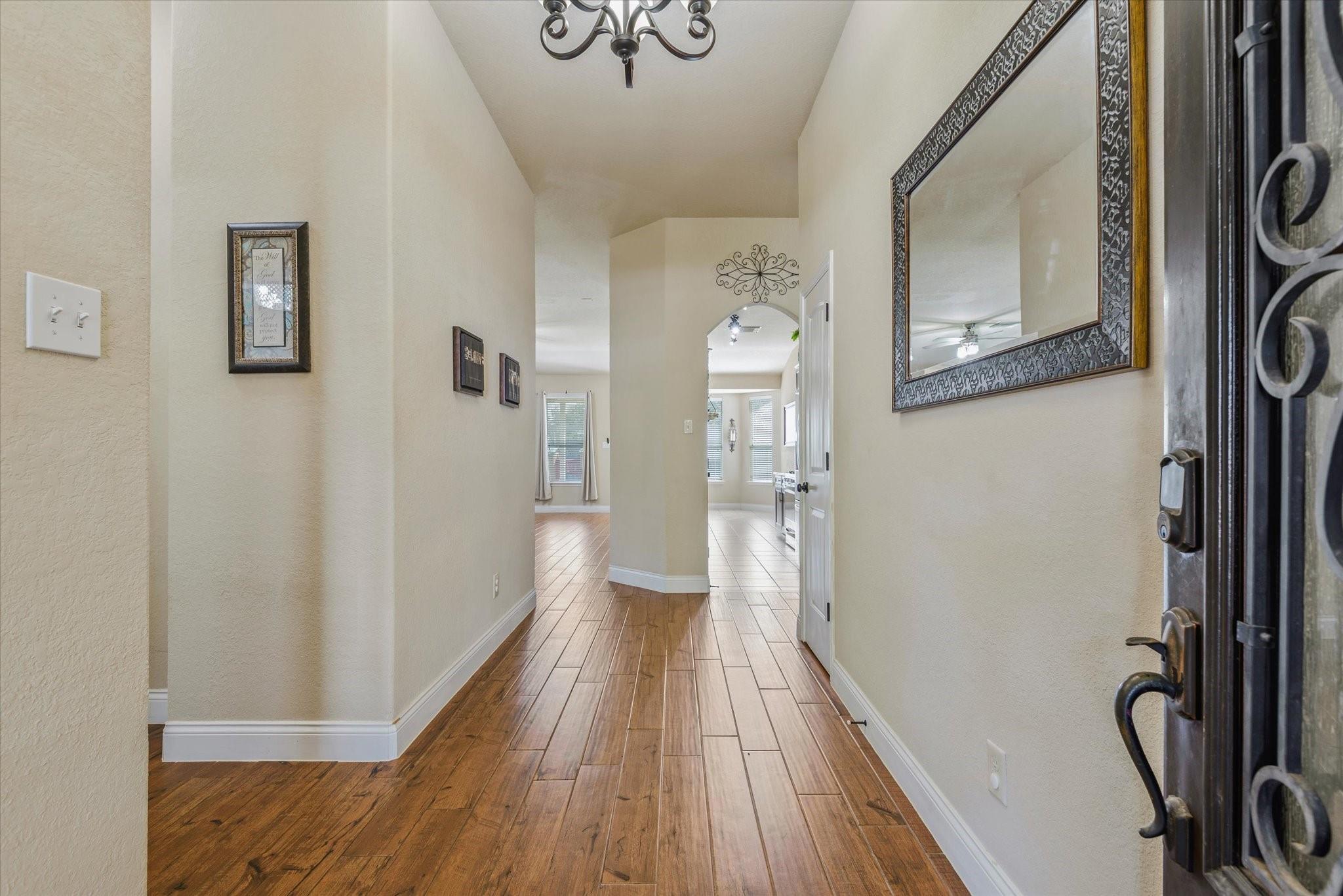 6707 River Ridge Lane Property Photo 3