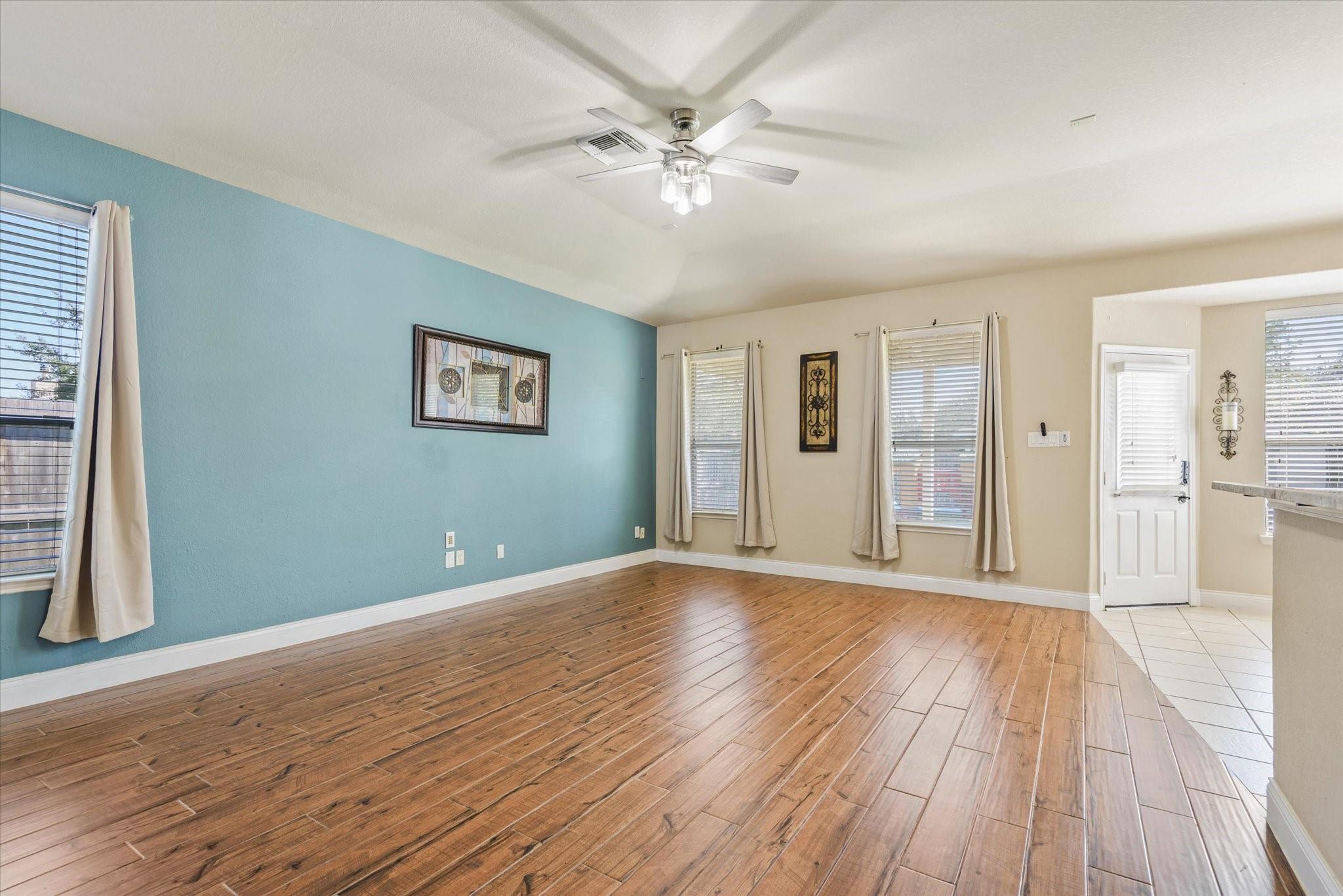 6707 River Ridge Lane Property Photo 4