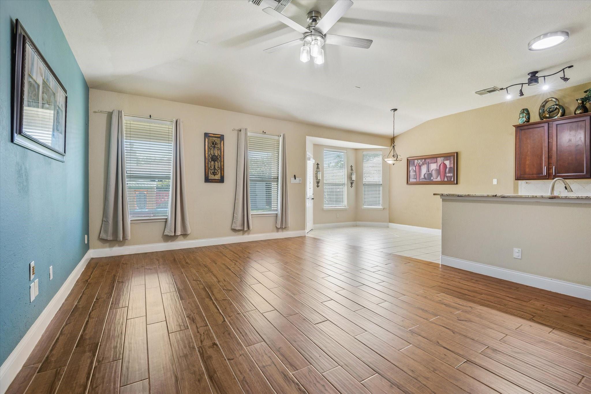 6707 River Ridge Lane Property Photo 5