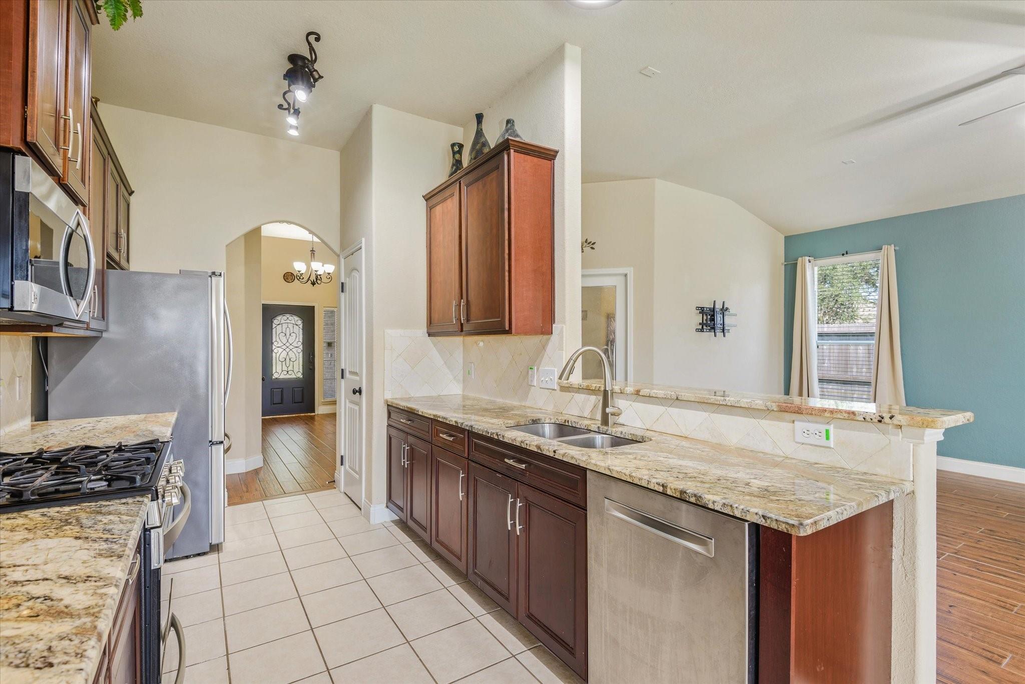 6707 River Ridge Lane Property Photo 10