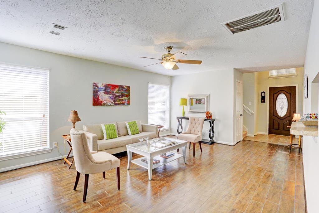 21702 N Tangle Creek Lane Property Photo 2