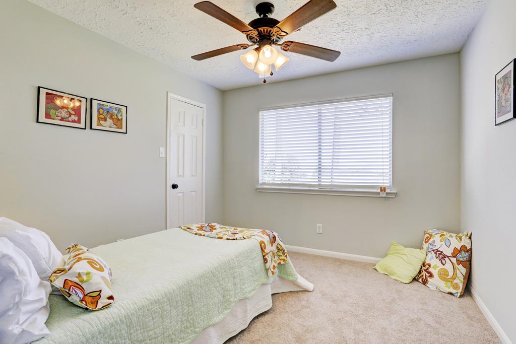 21702 N Tangle Creek Lane Property Photo 15
