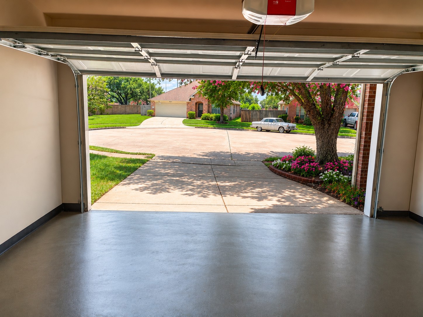2106 Lakeshore Forest Court Property Photo 4