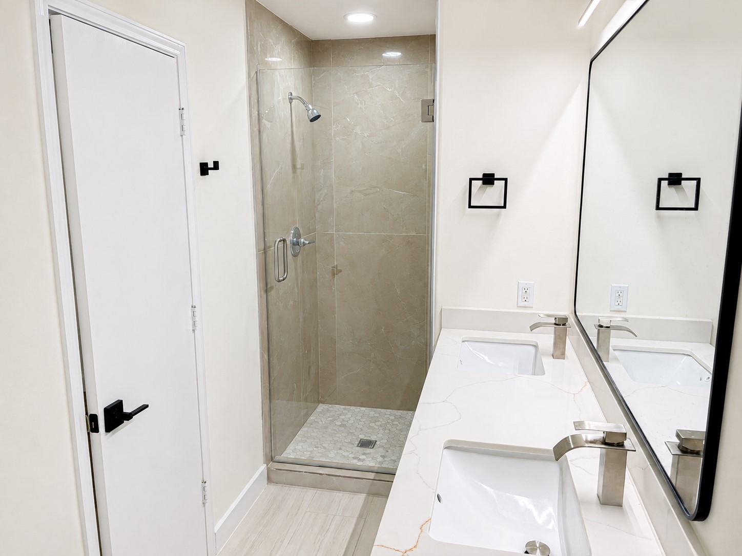 2106 Lakeshore Forest Court Property Photo 19