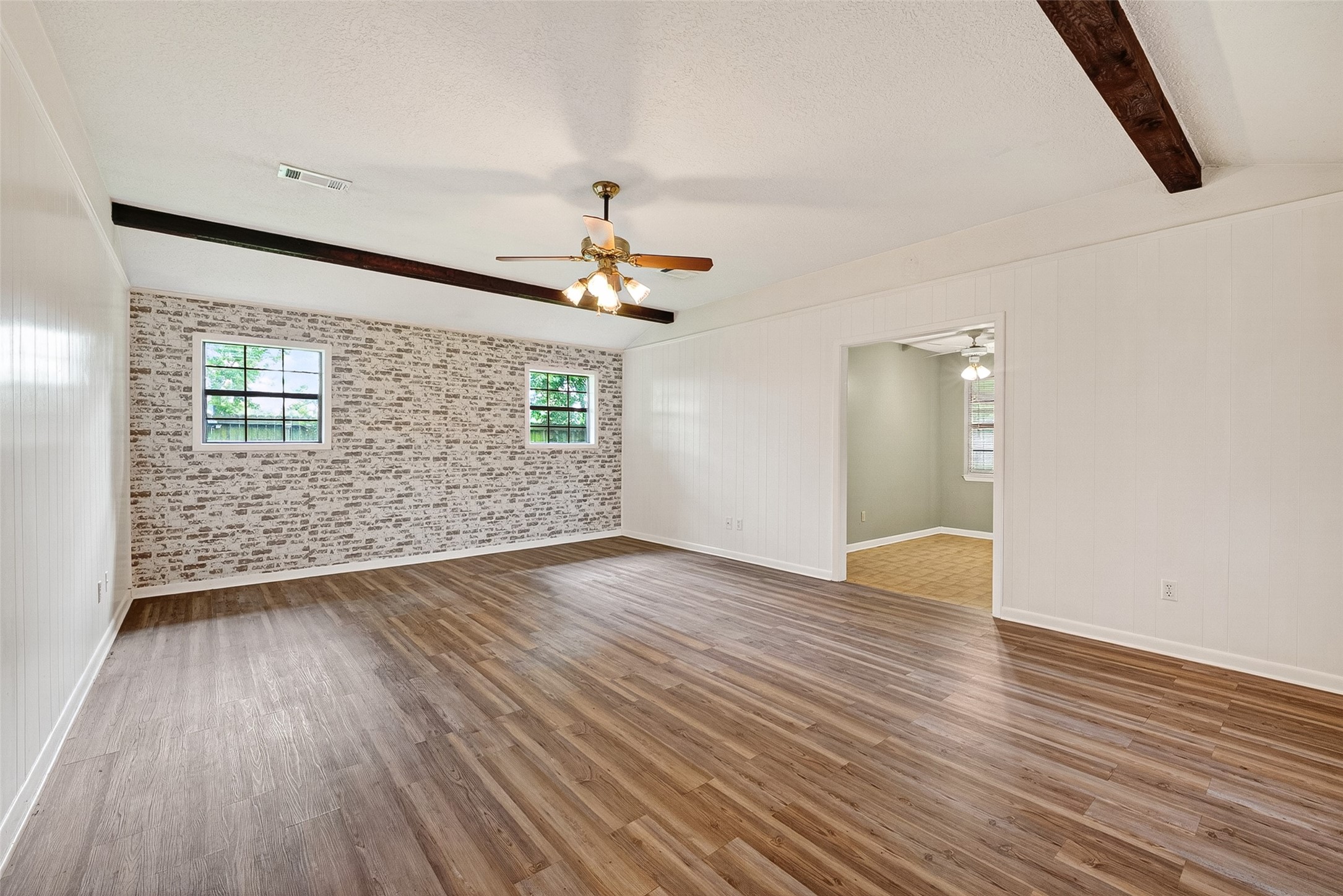 210 Woodhaven Street Property Photo 26