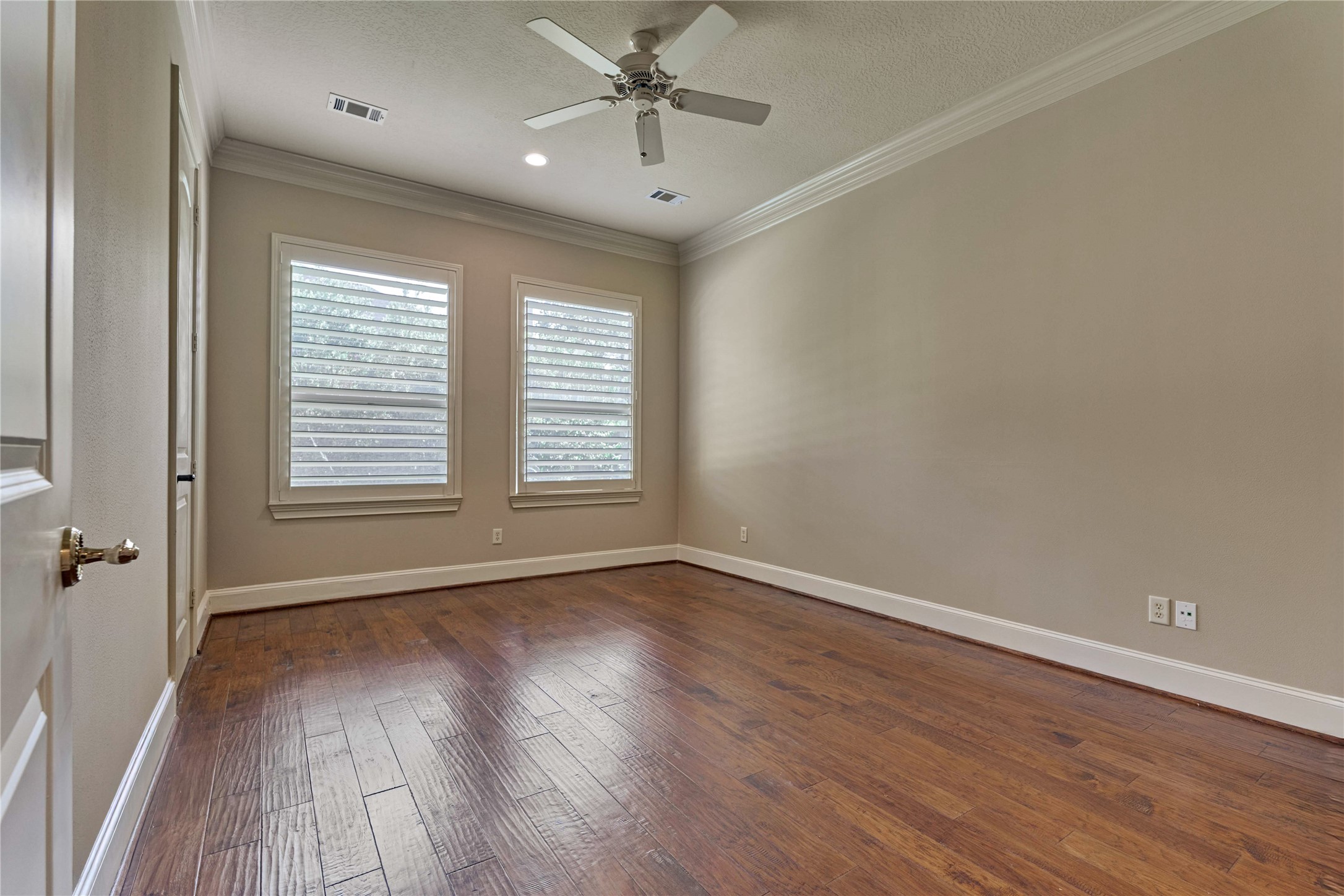 8003 Marshall Falls Drive Property Photo 32