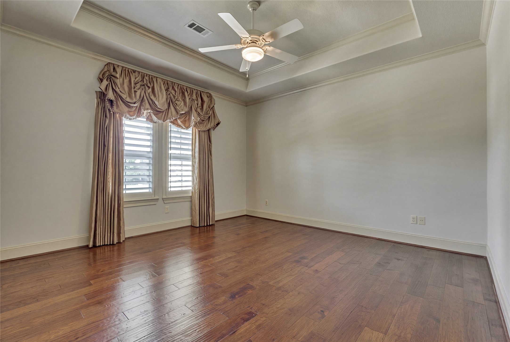 8003 Marshall Falls Drive Property Photo 37