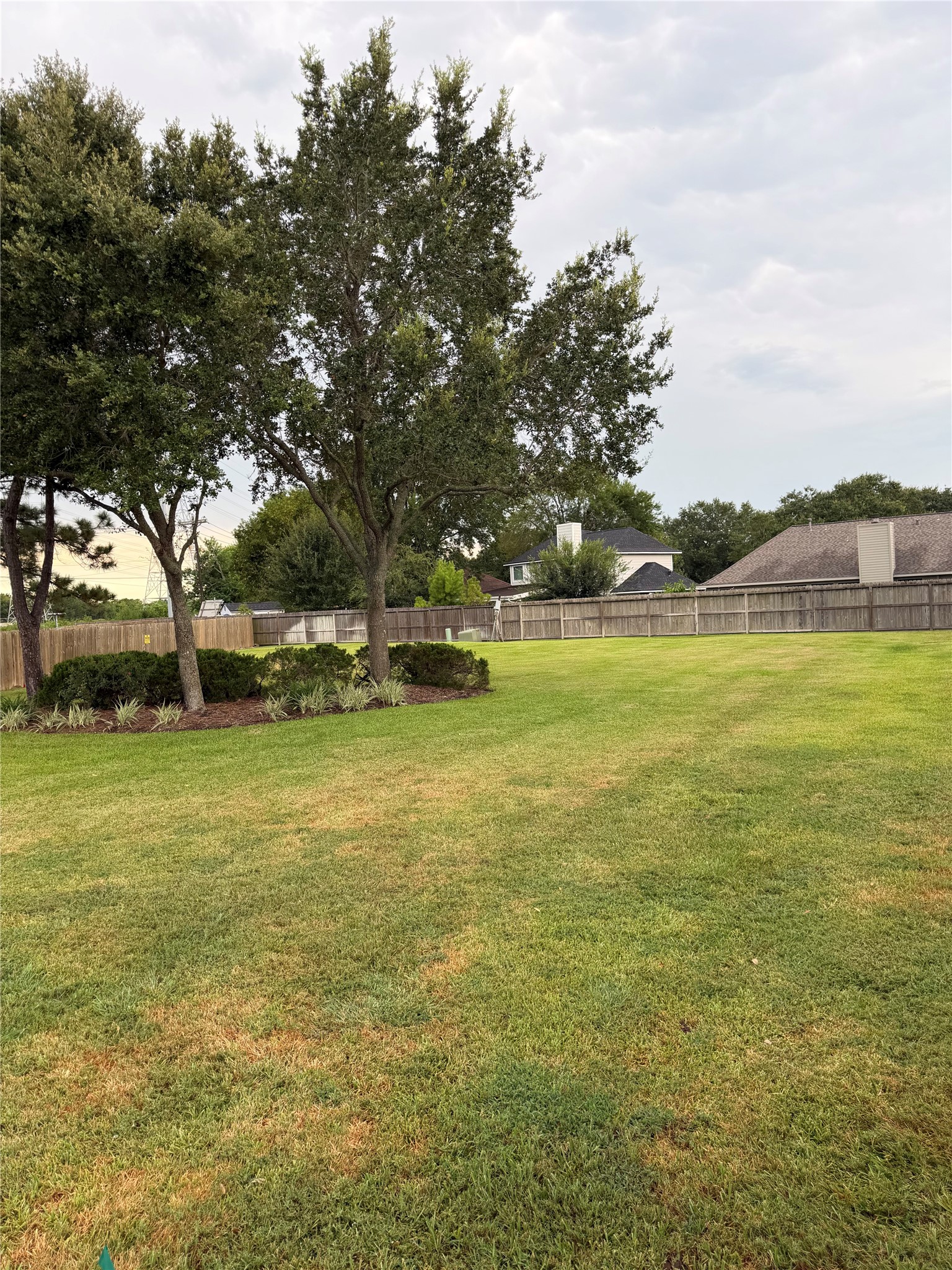 1212 Bay Area Boulevard Property Photo 3