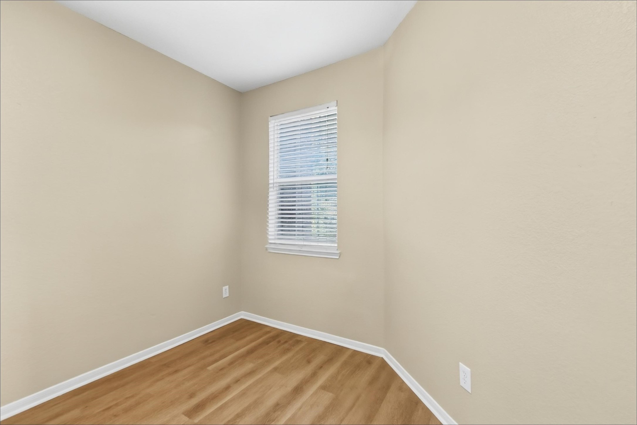 1288 Pinto Pass Property Photo 11