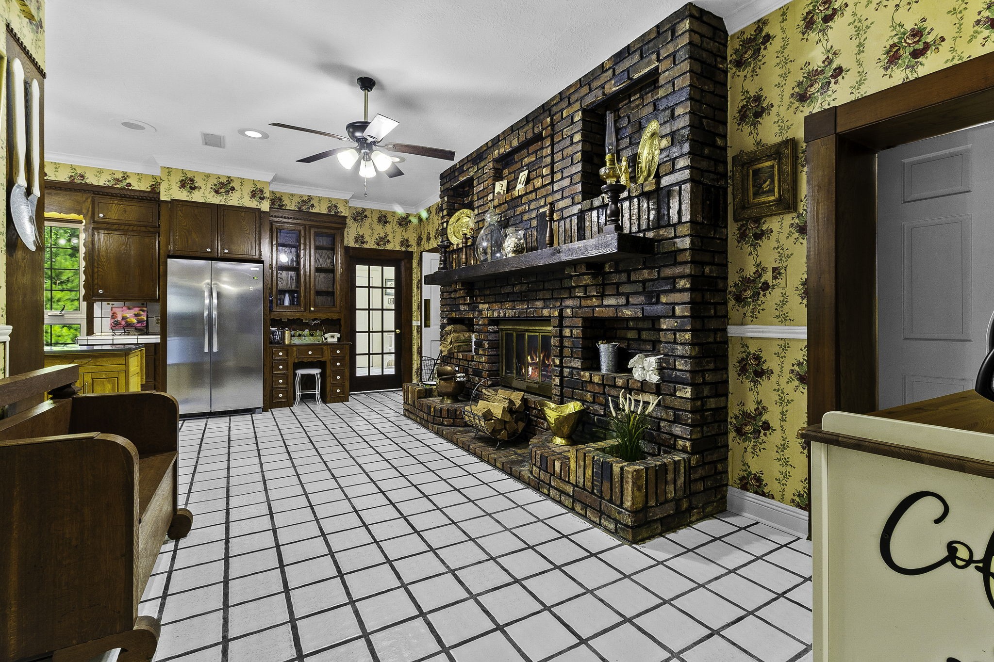 1800 S Magnolia Street Property Photo 19