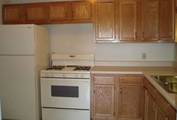 200 N Crestlane Dr Property Photo 5