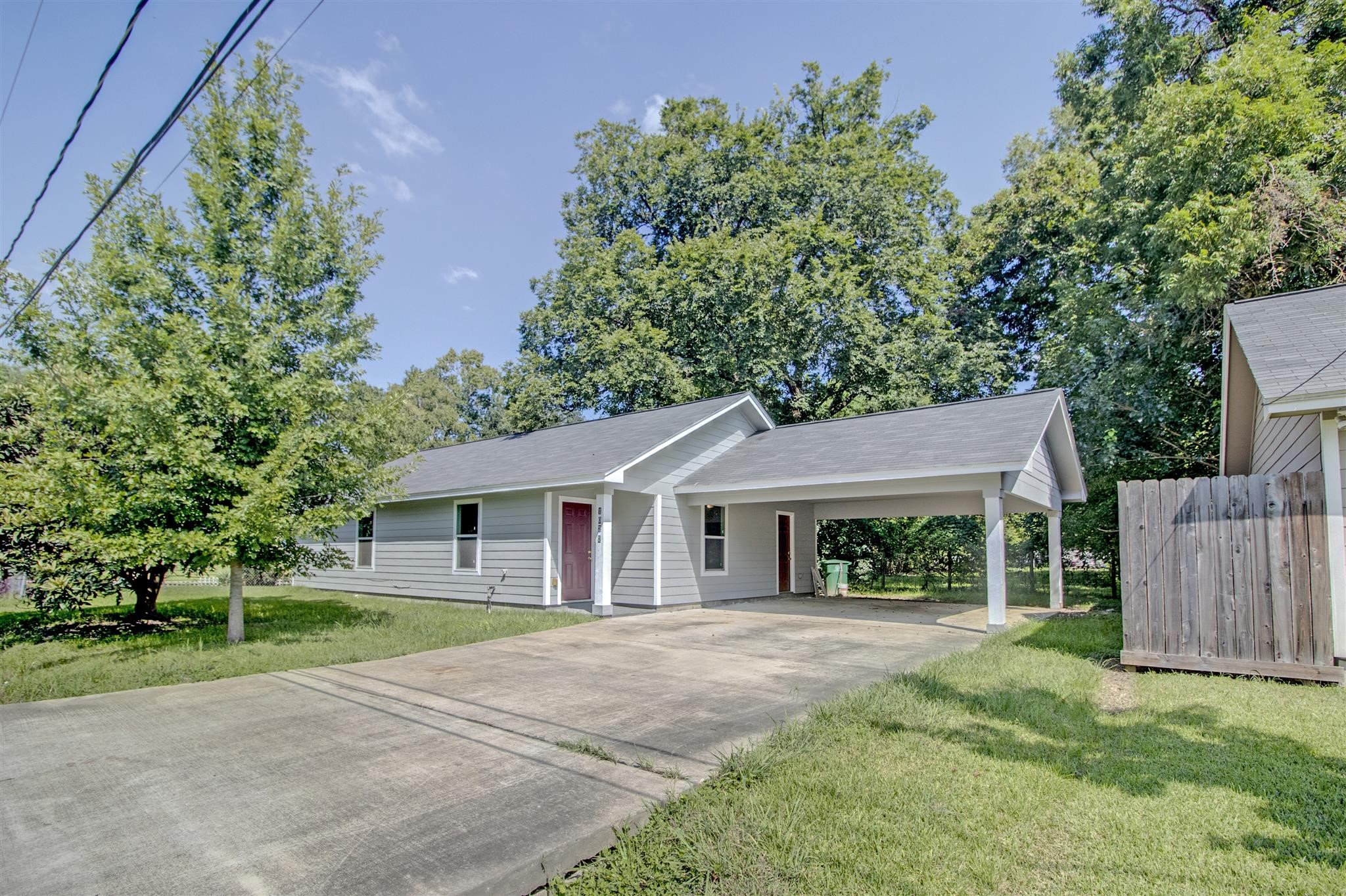 1022 Jeff Street Property Photo 1