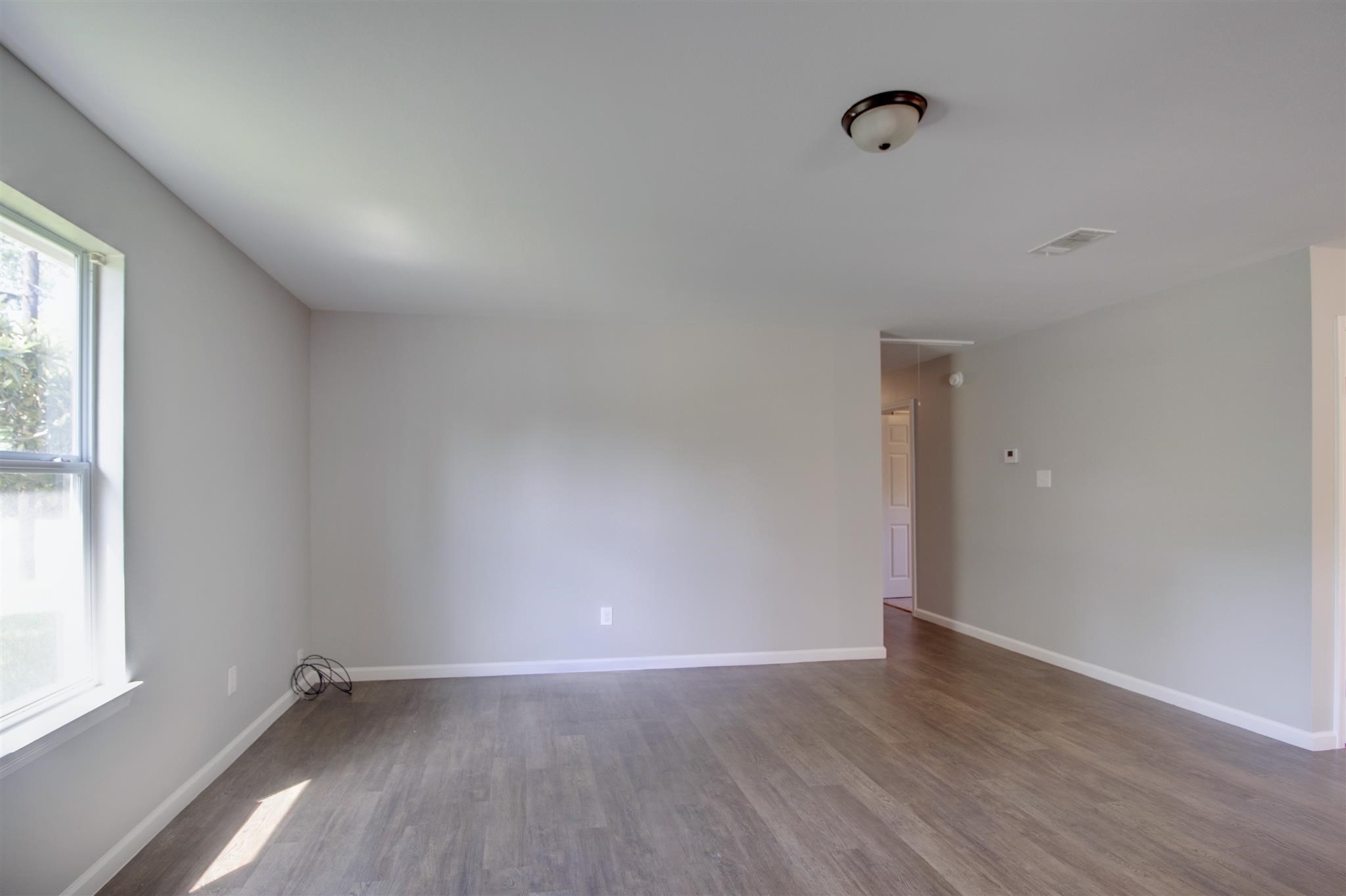 1022 Jeff Street Property Photo 5