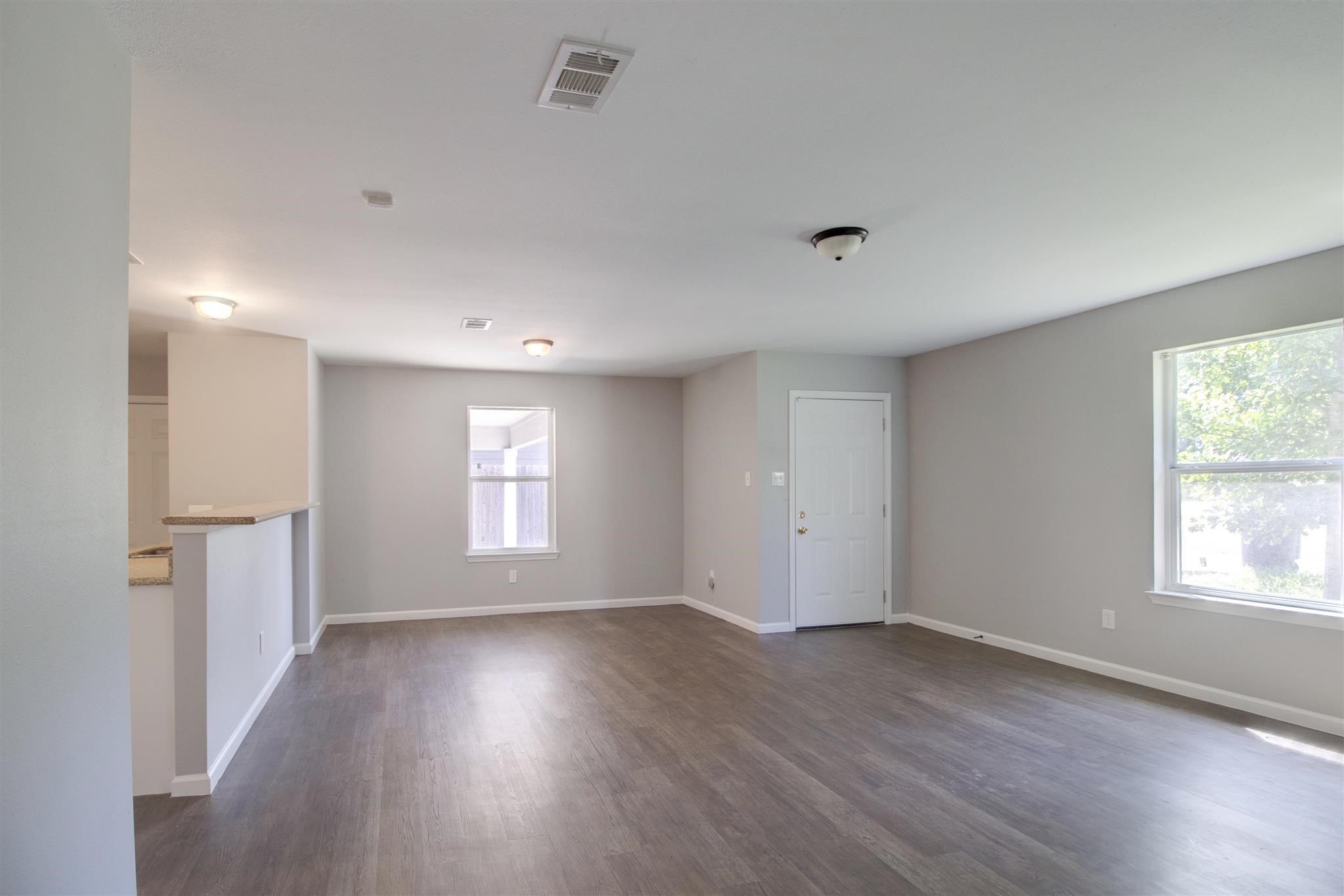 1022 Jeff Street Property Photo 6