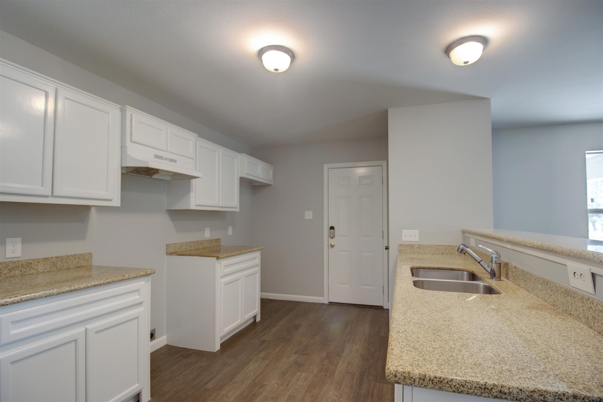 1022 Jeff Street Property Photo 8