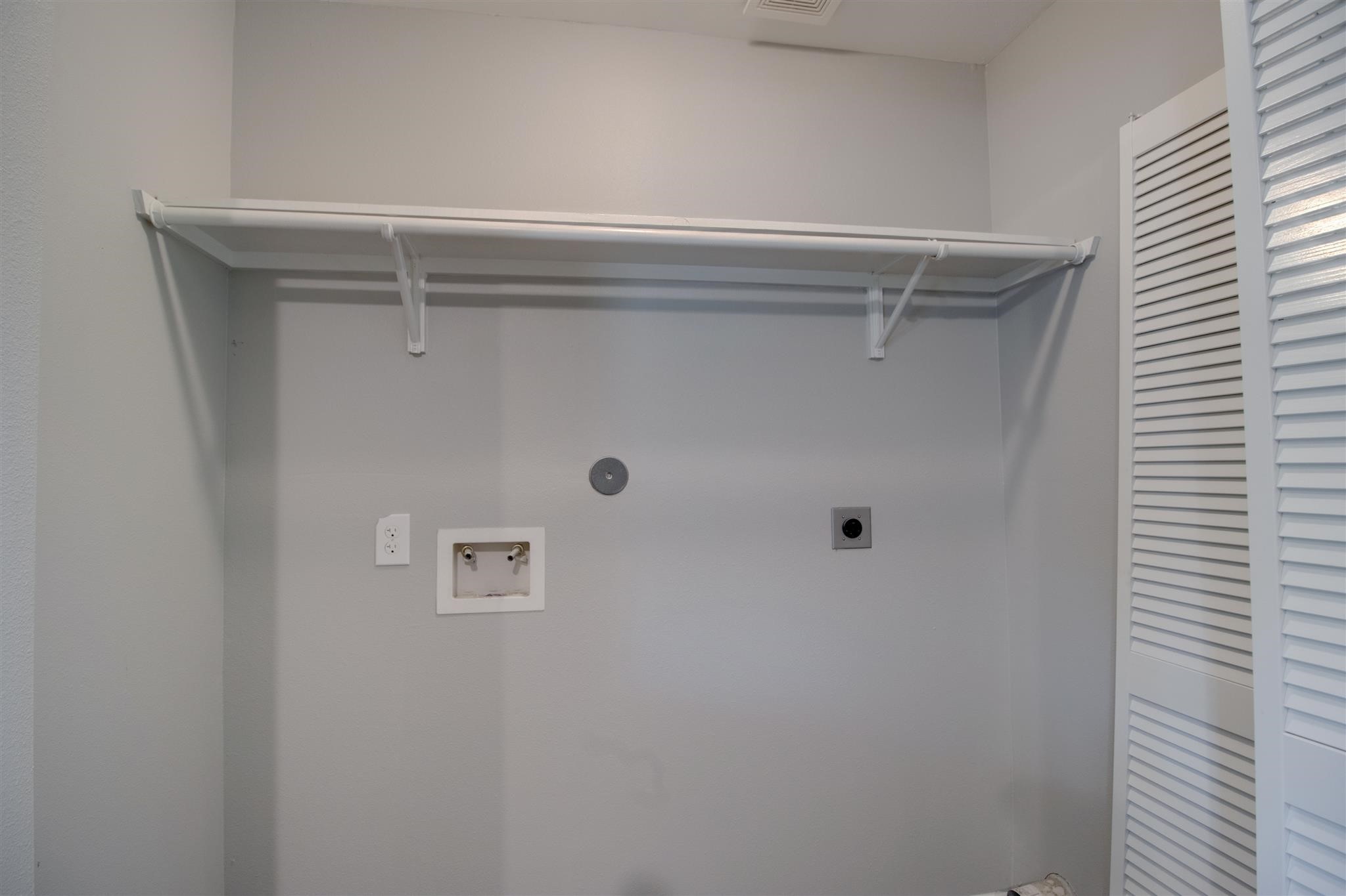 1022 Jeff Street Property Photo 9