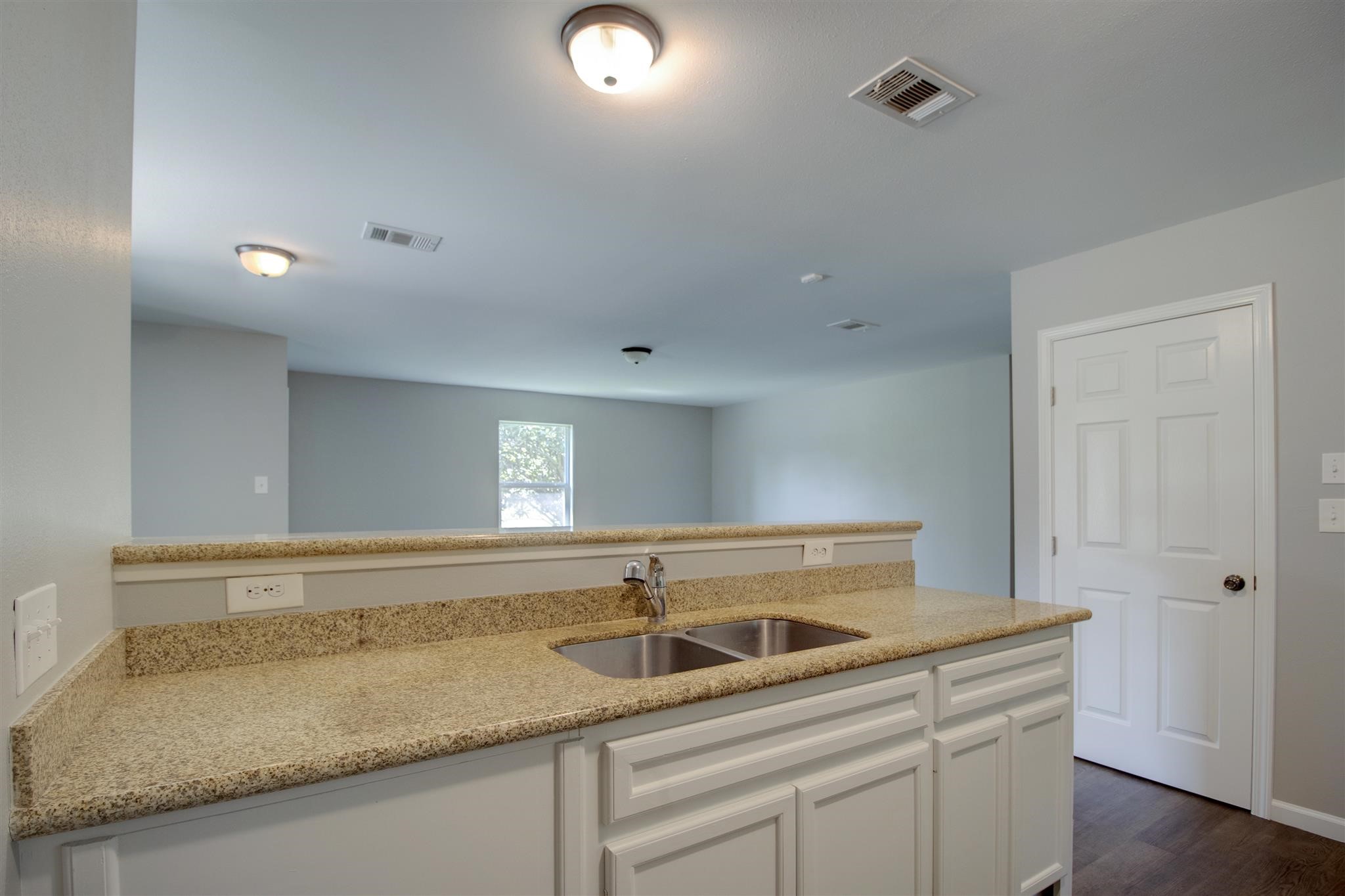 1022 Jeff Street Property Photo 10