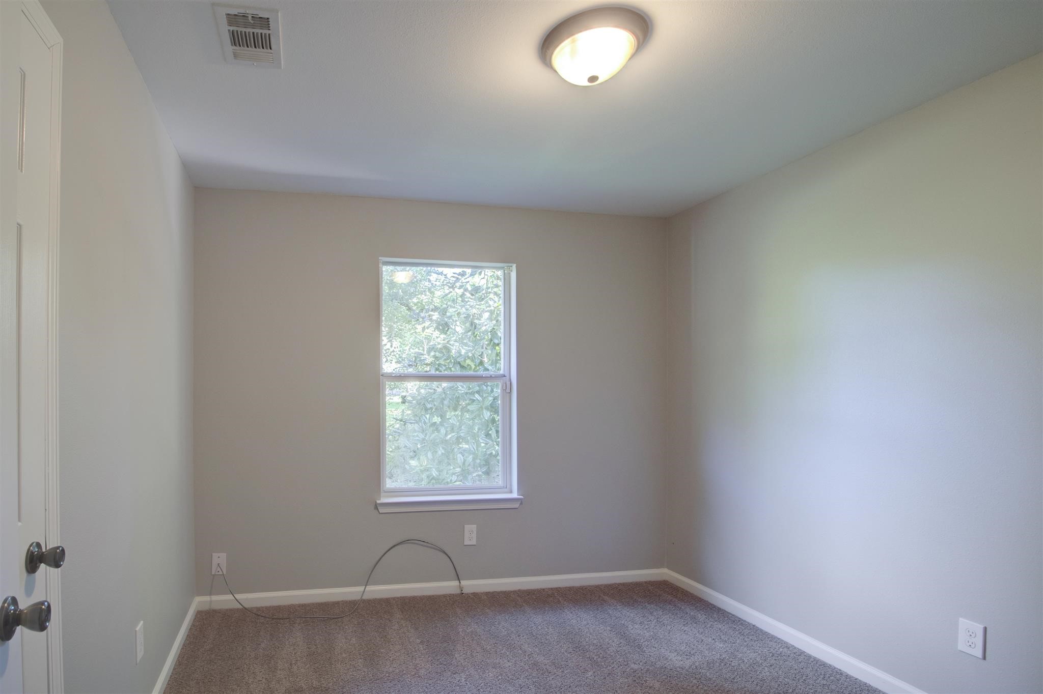 1022 Jeff Street Property Photo 11