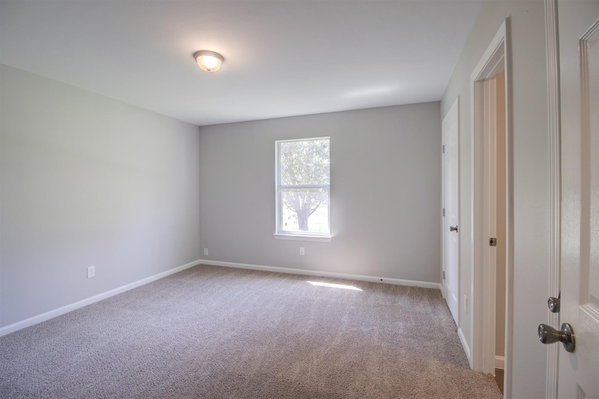 1022 Jeff Street Property Photo 14