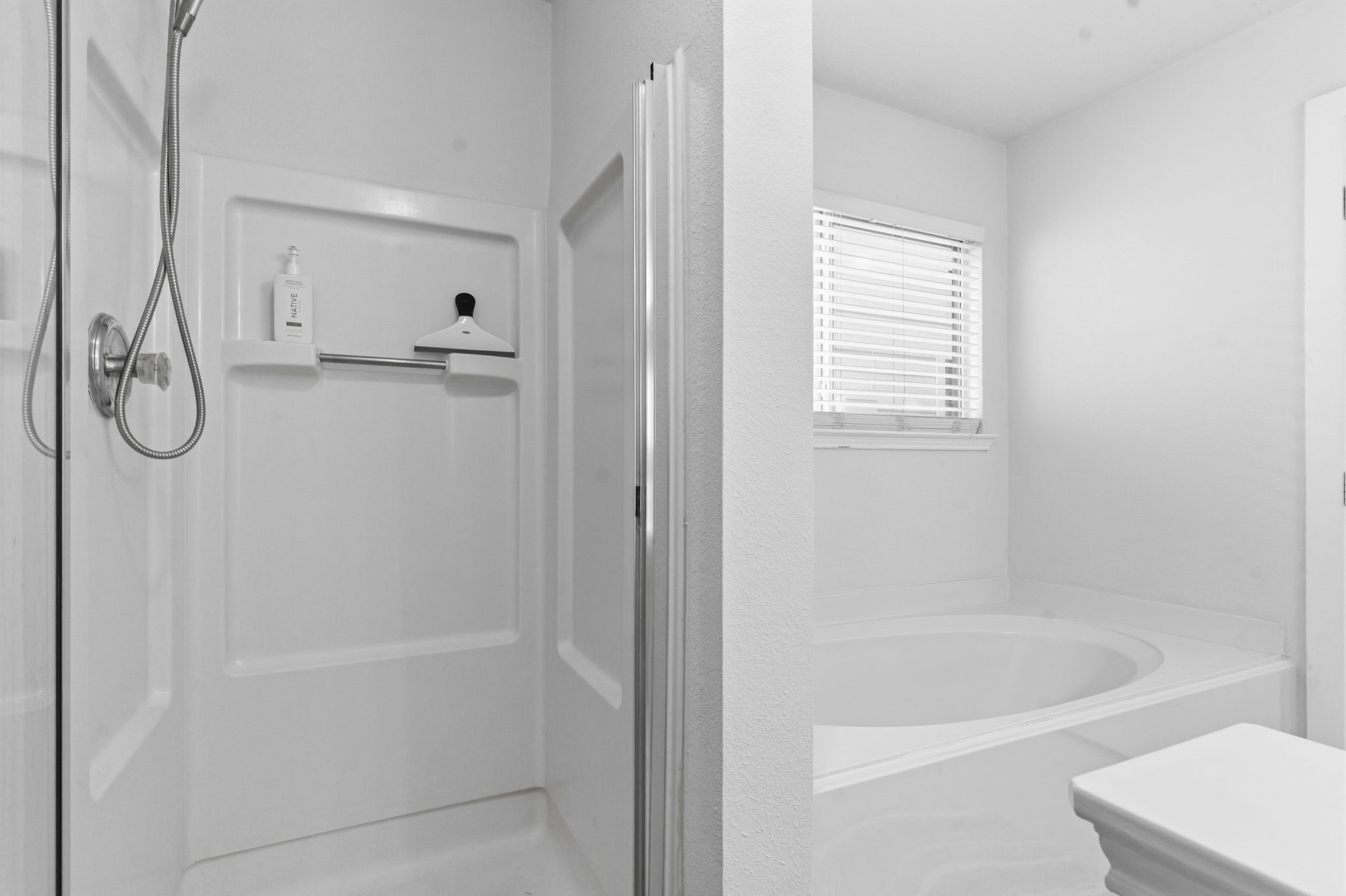 3947 Carriage Park Row Property Photo 16