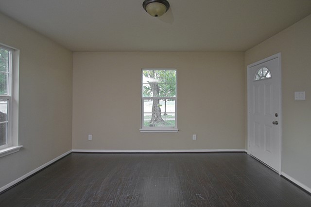 1001 9th Avenue N Property Photo 3
