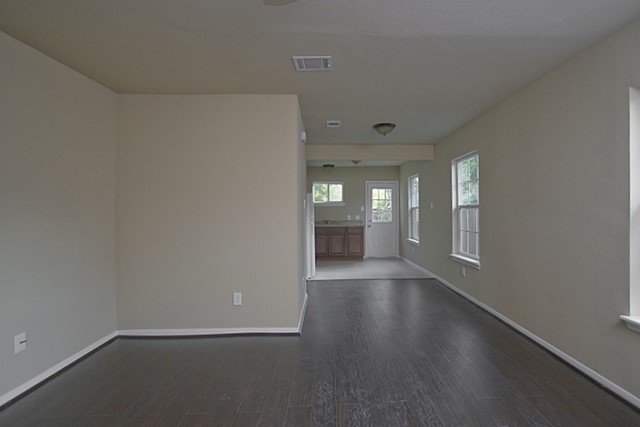1001 9th Avenue N Property Photo 5