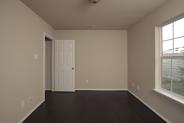 1001 9th Avenue N Property Photo 16