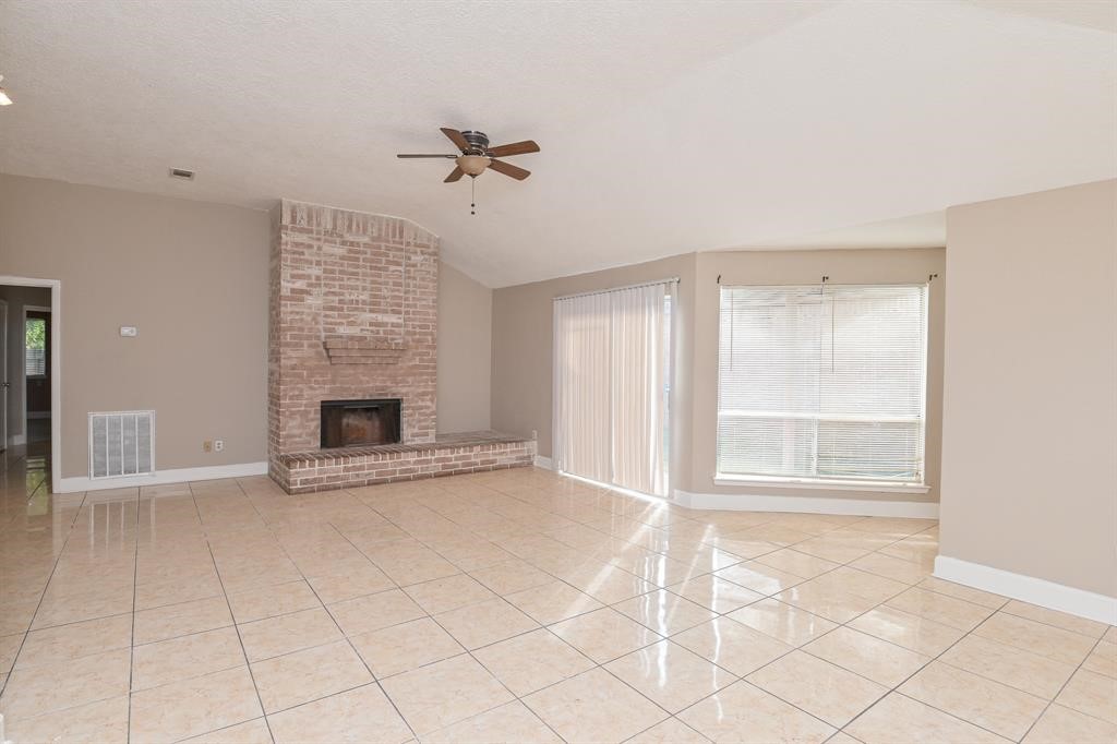 9323 Danforth Way Property Photo 6