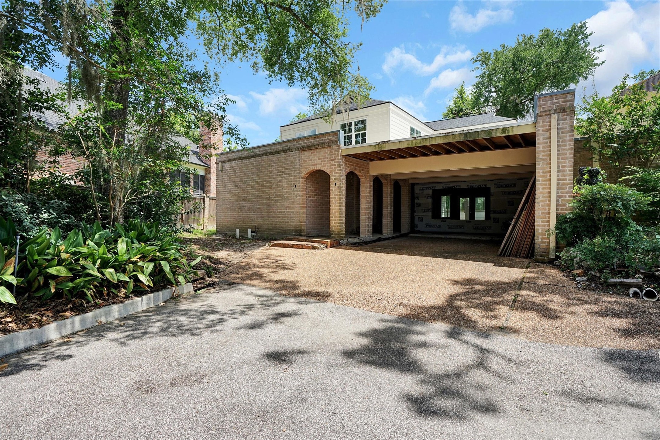 1 Woodstone Street Property Photo