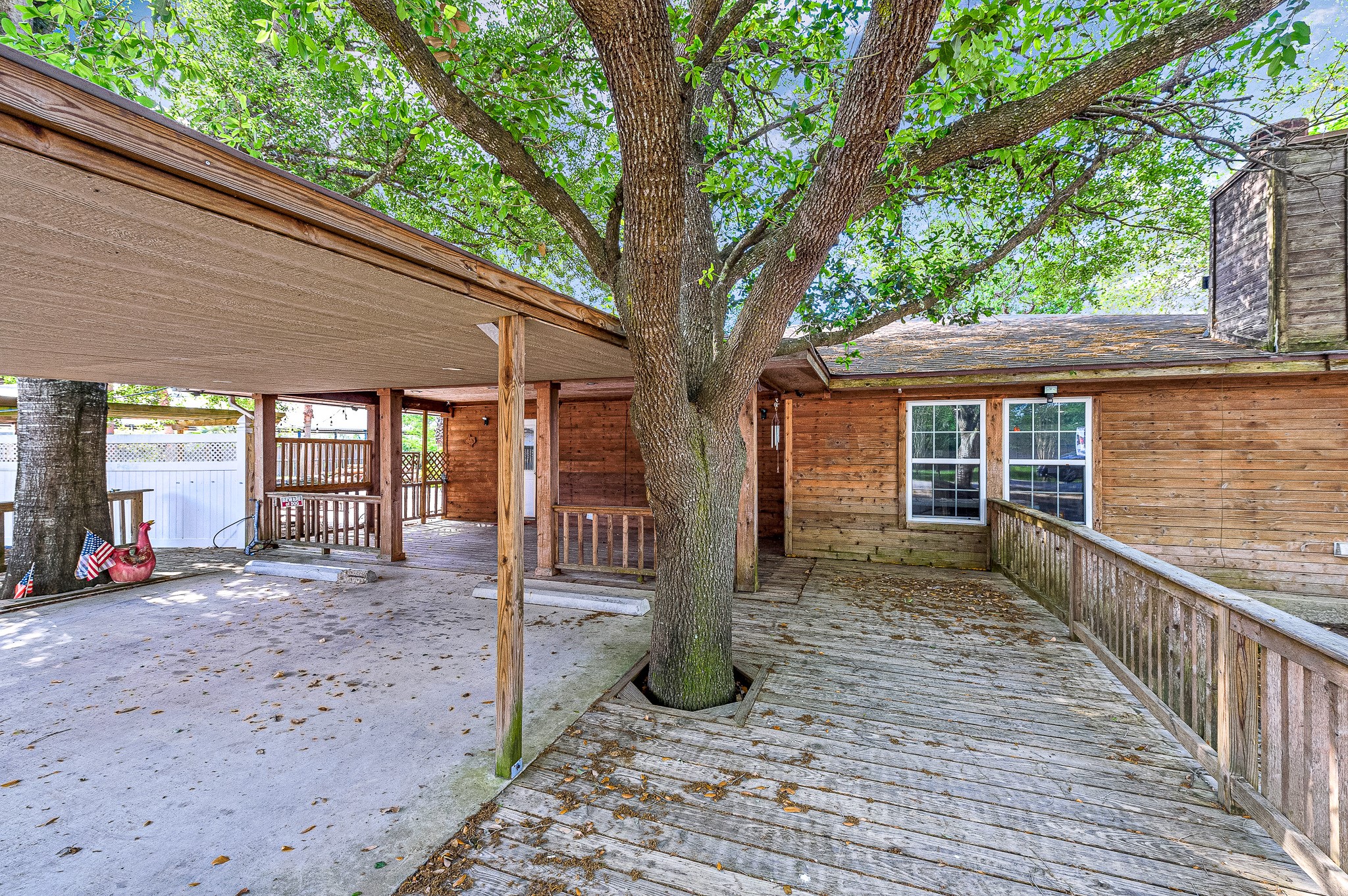 18718 Vickers Road Property Photo 7
