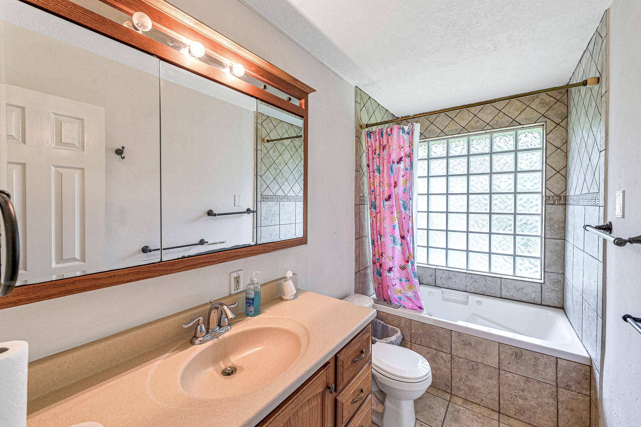 18718 Vickers Road Property Photo 39
