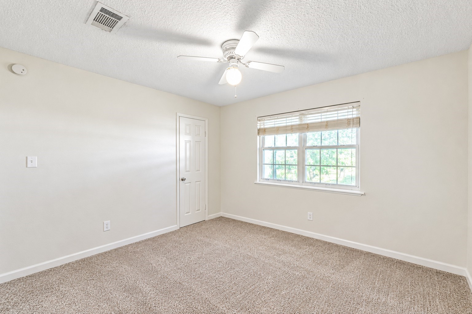 18718 Vickers Road Property Photo 41
