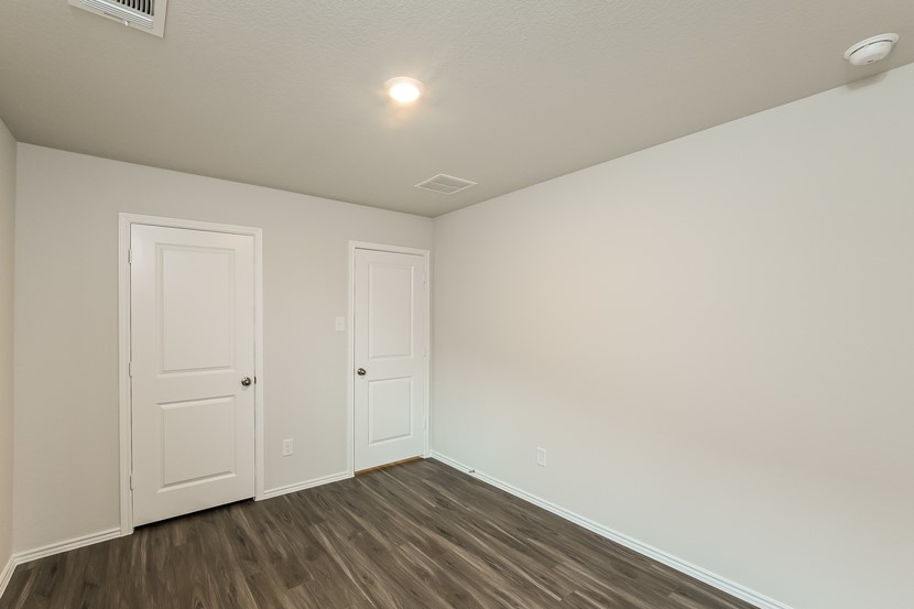 3105 Wood Lily Drive Property Photo 8