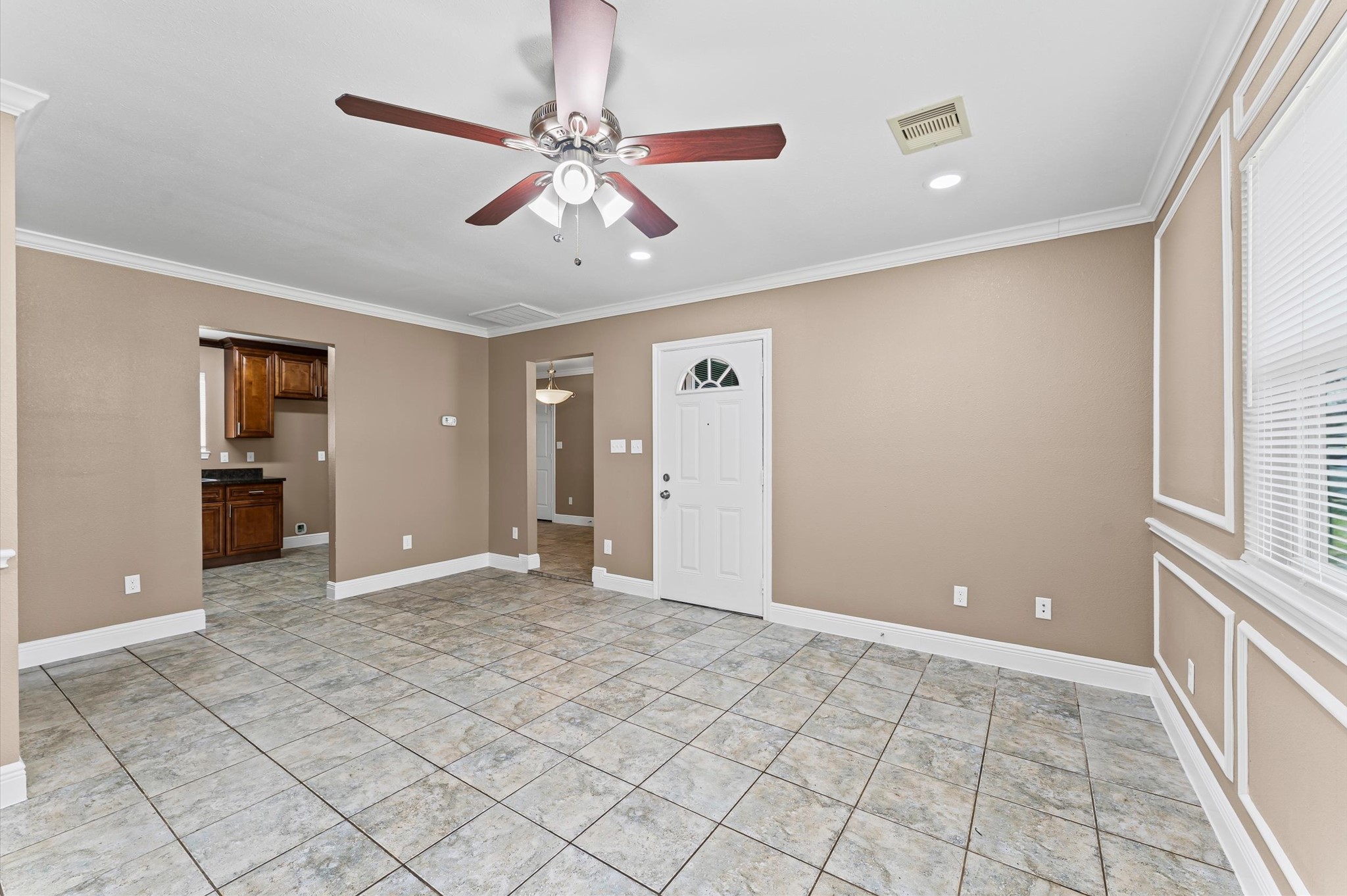 5646 Belmark Street Property Photo 16