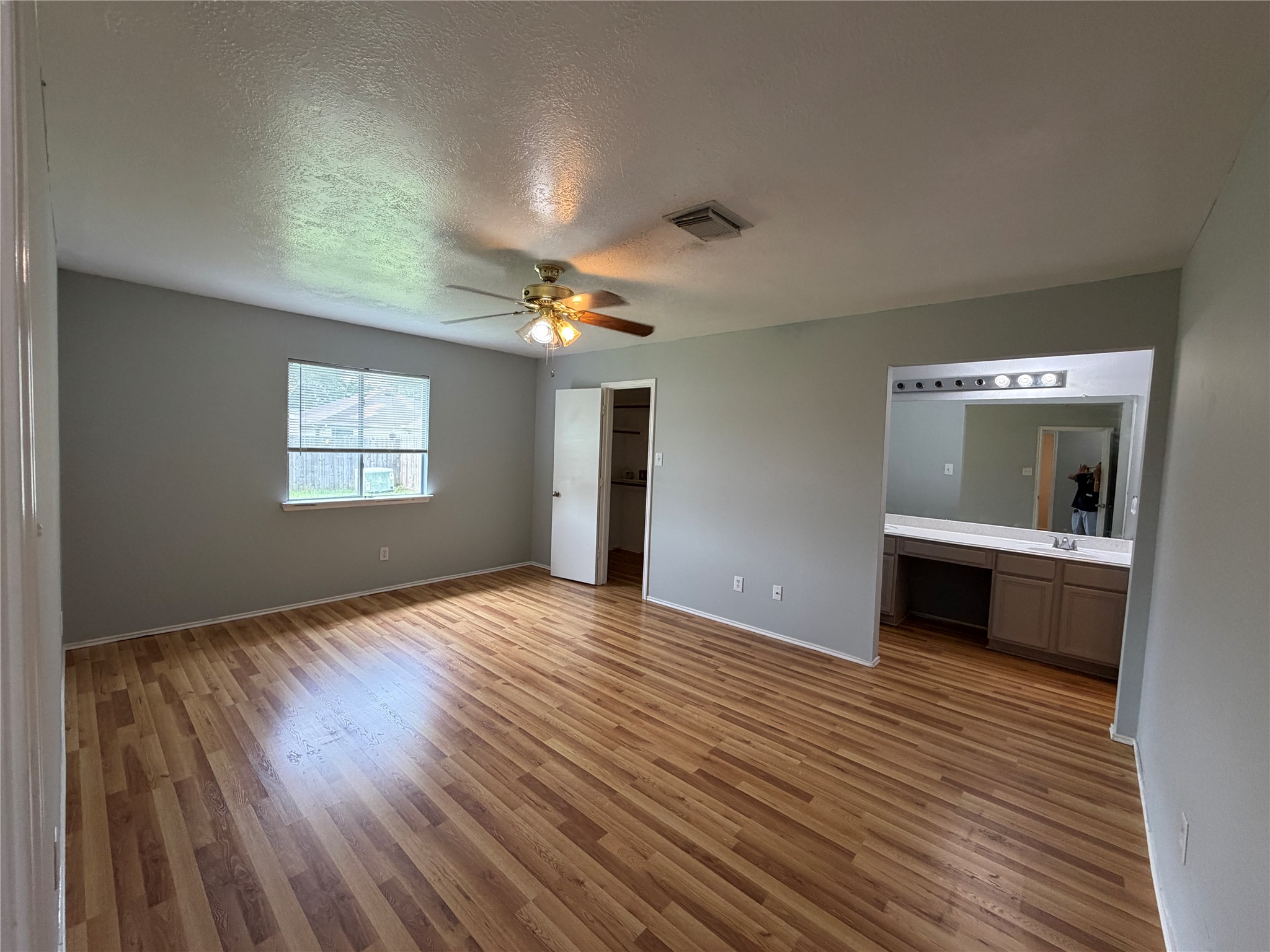 7427 Briargate Drive Property Photo 9