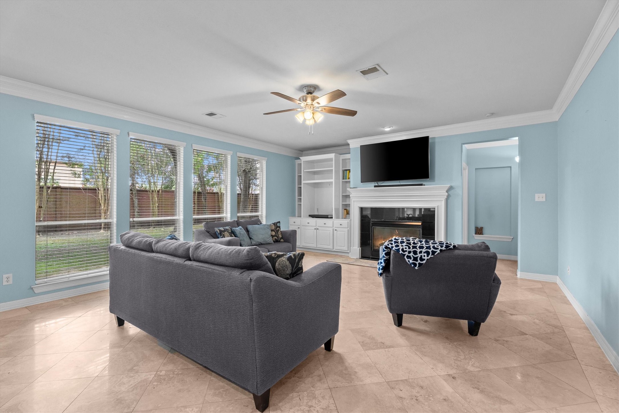 9610 Champions Cove Drive Property Photo 4