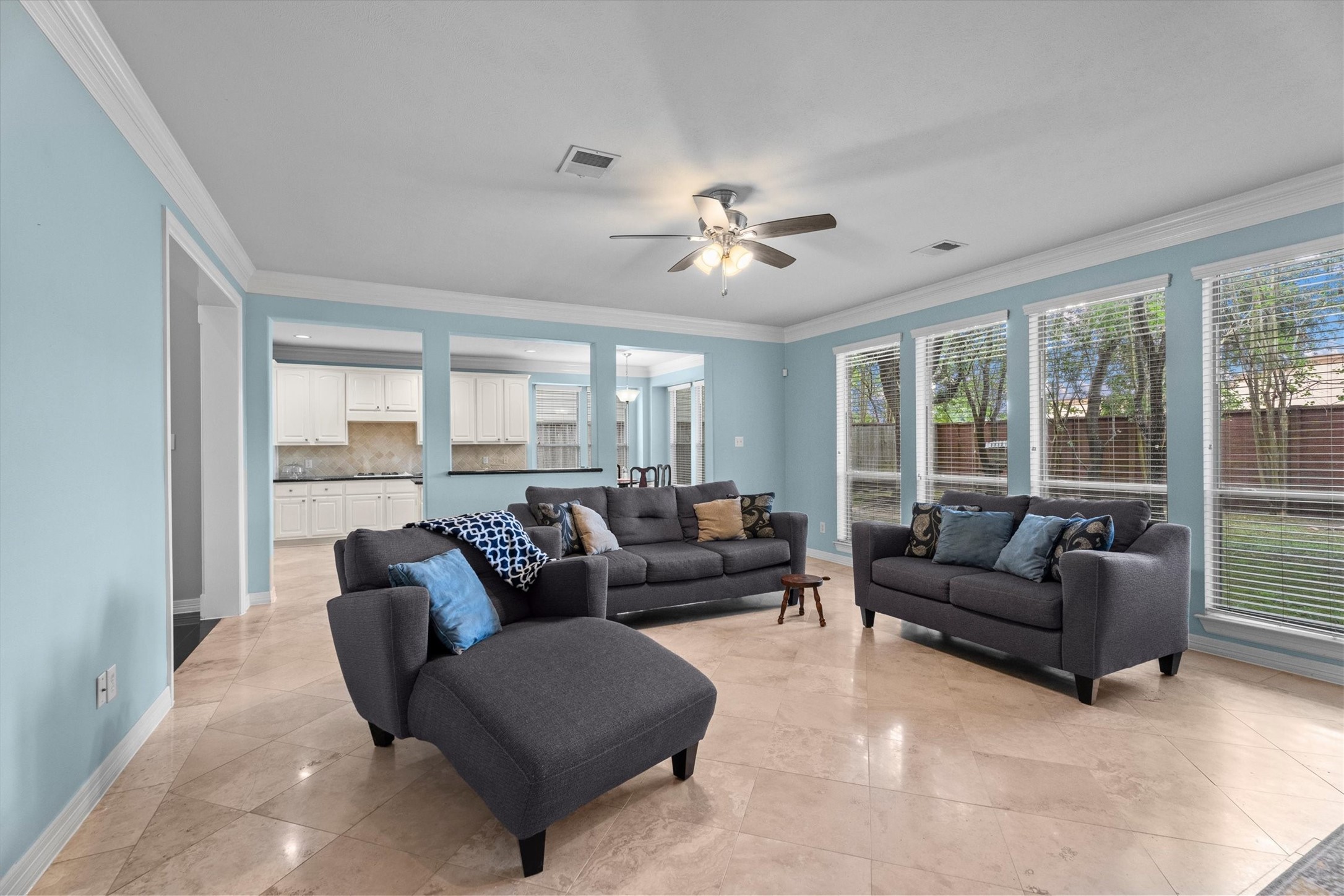 9610 Champions Cove Drive Property Photo 16