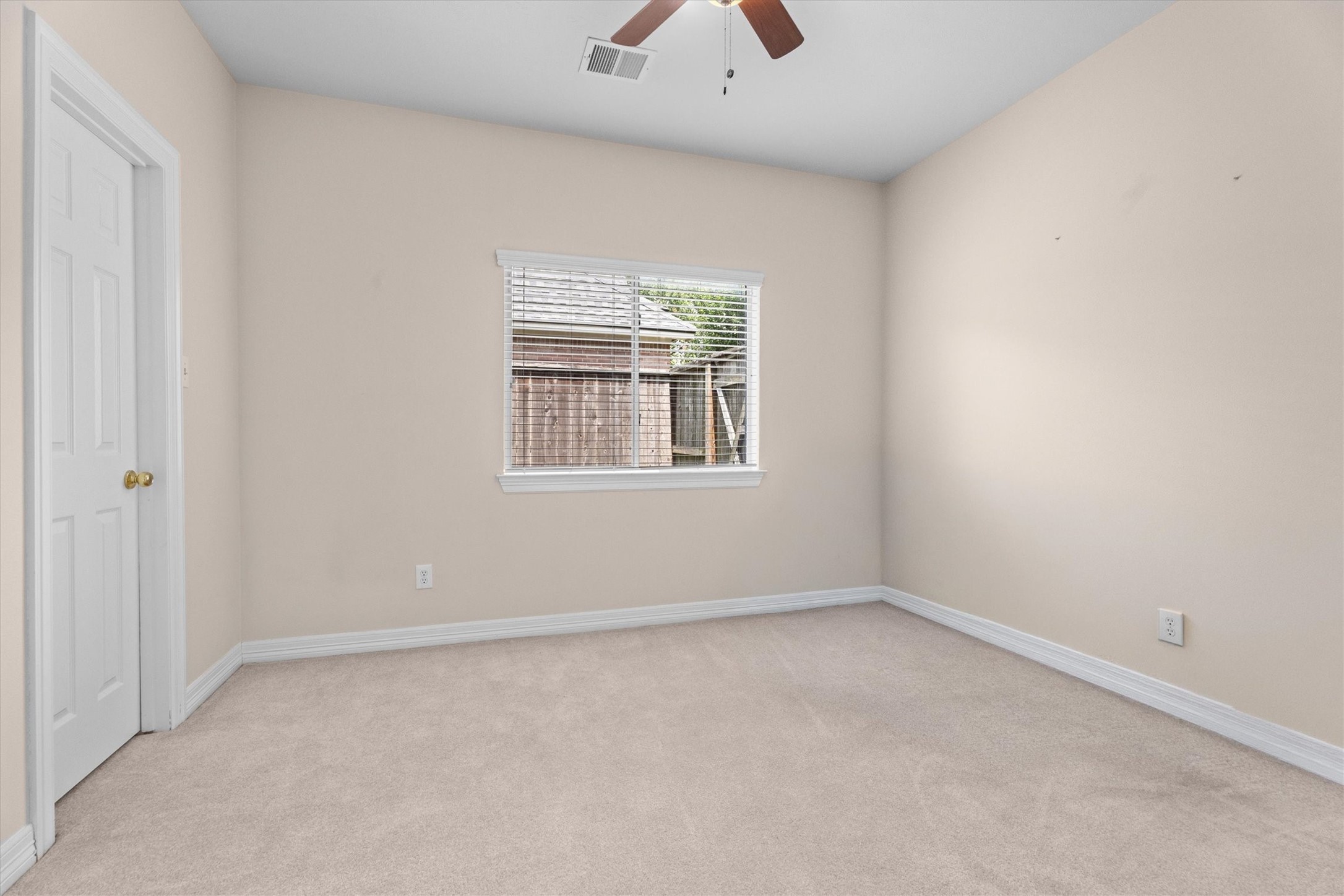 9610 Champions Cove Drive Property Photo 19