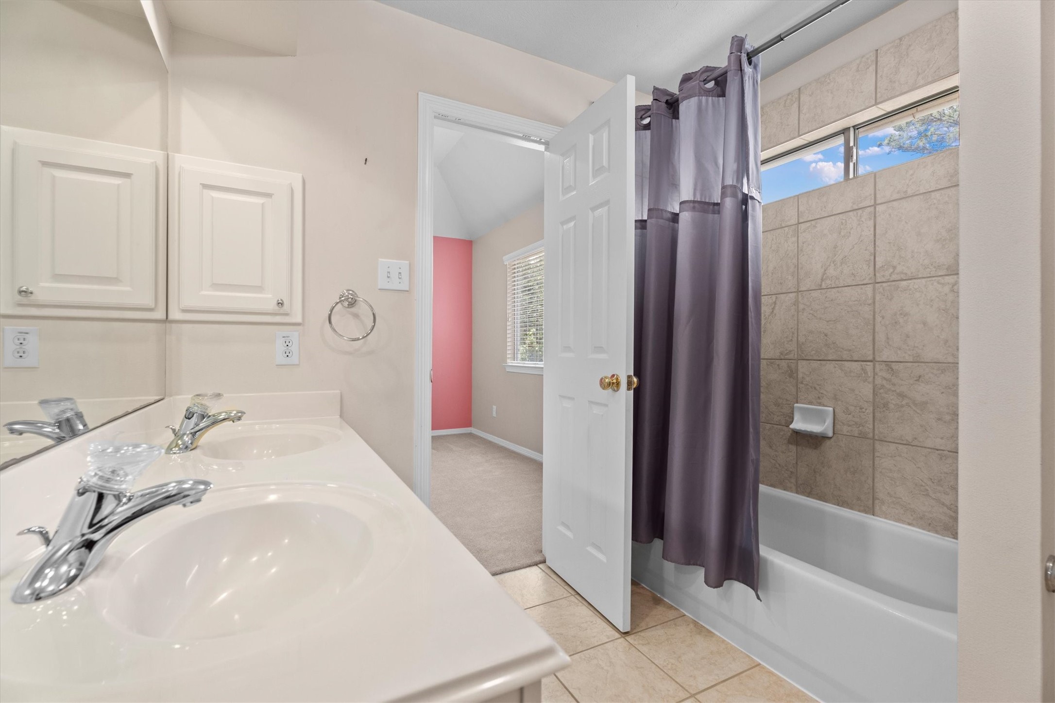 9610 Champions Cove Drive Property Photo 27