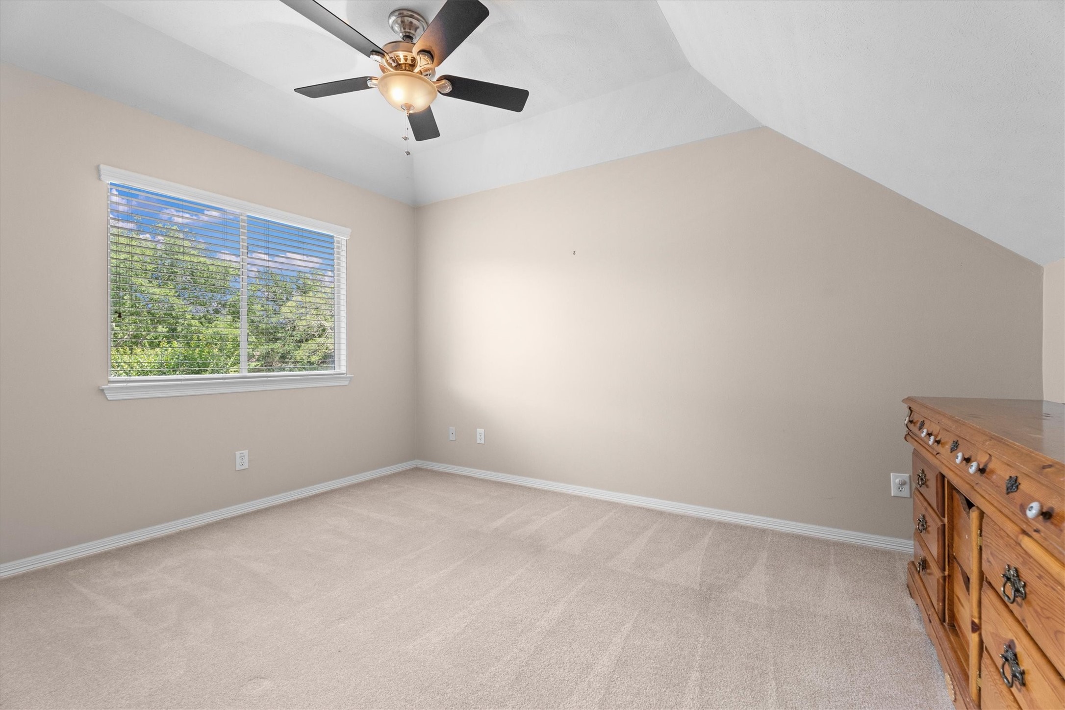 9610 Champions Cove Drive Property Photo 28