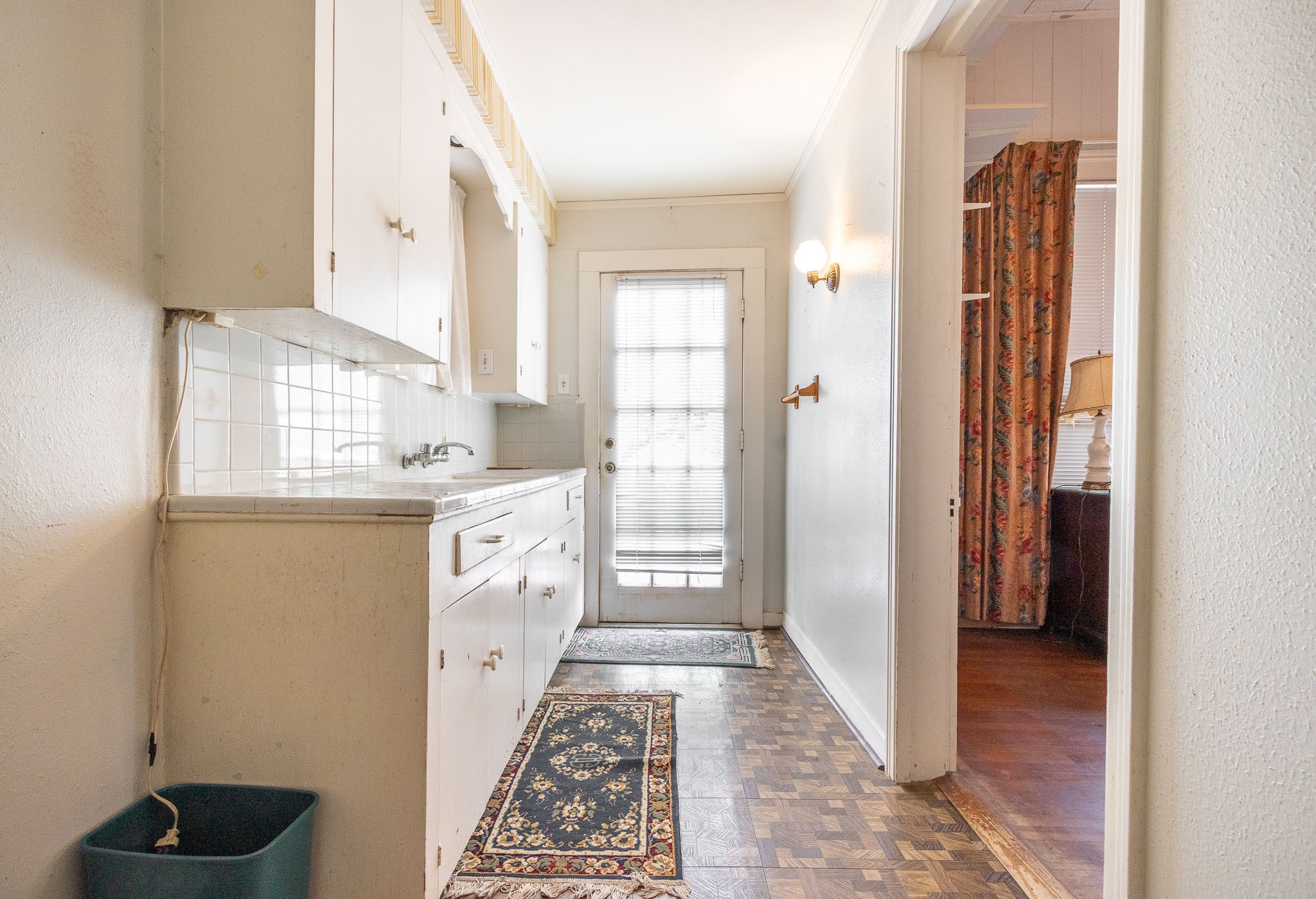 1209 Sealy Street Property Photo 25