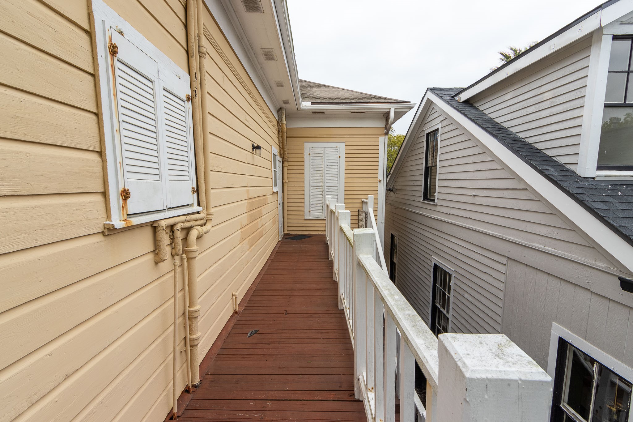 1209 Sealy Street Property Photo 28